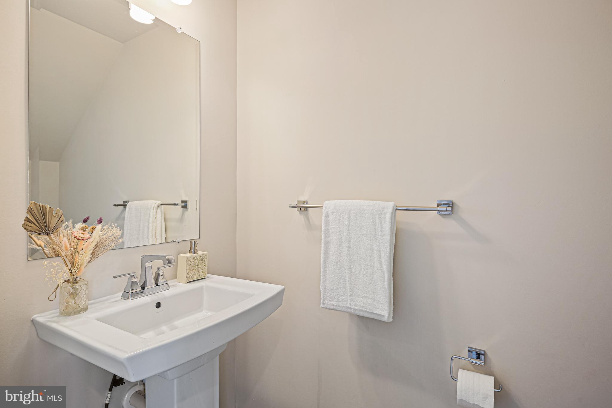 7614 CROSS CREEK DRIVE