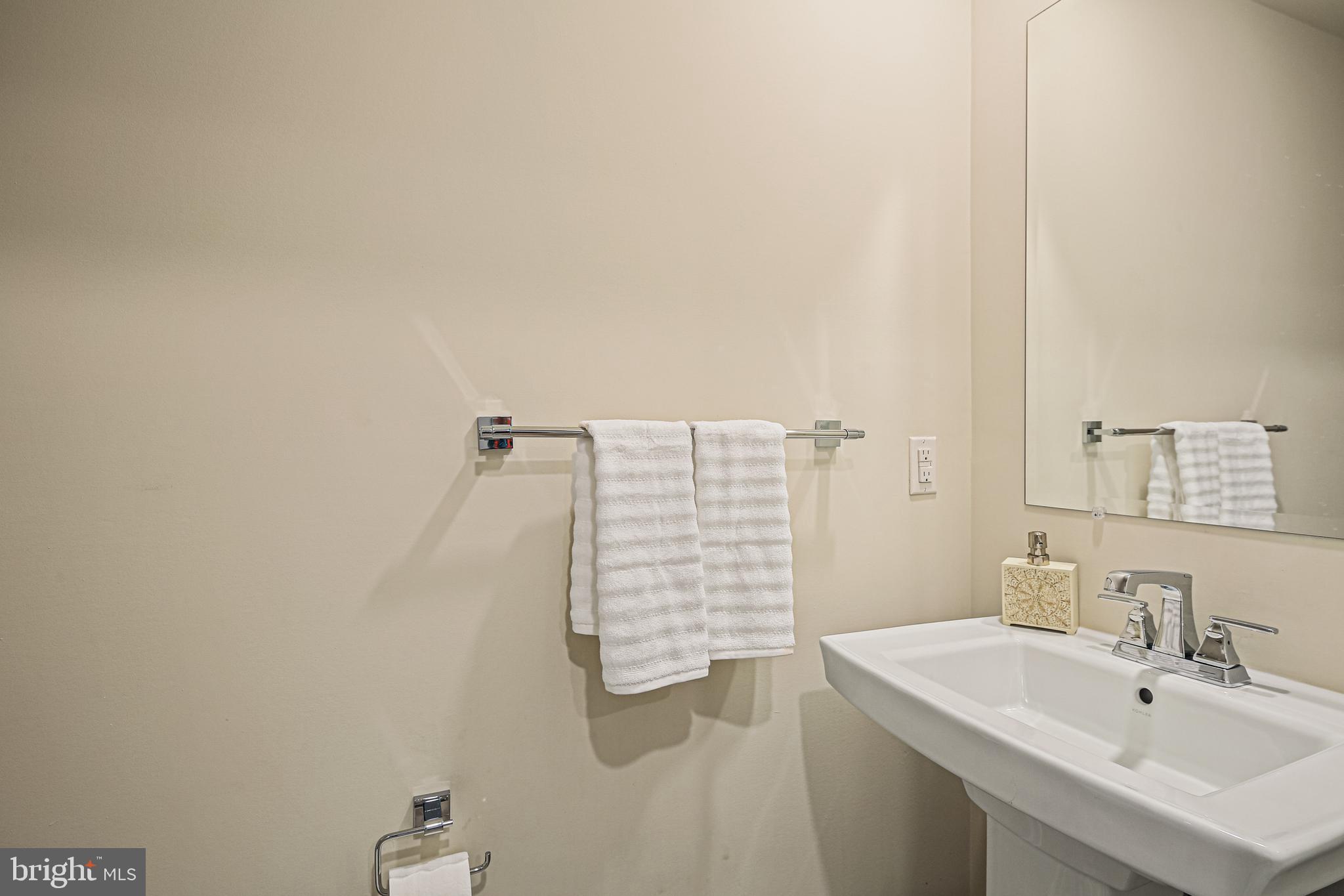 7614 CROSS CREEK DRIVE