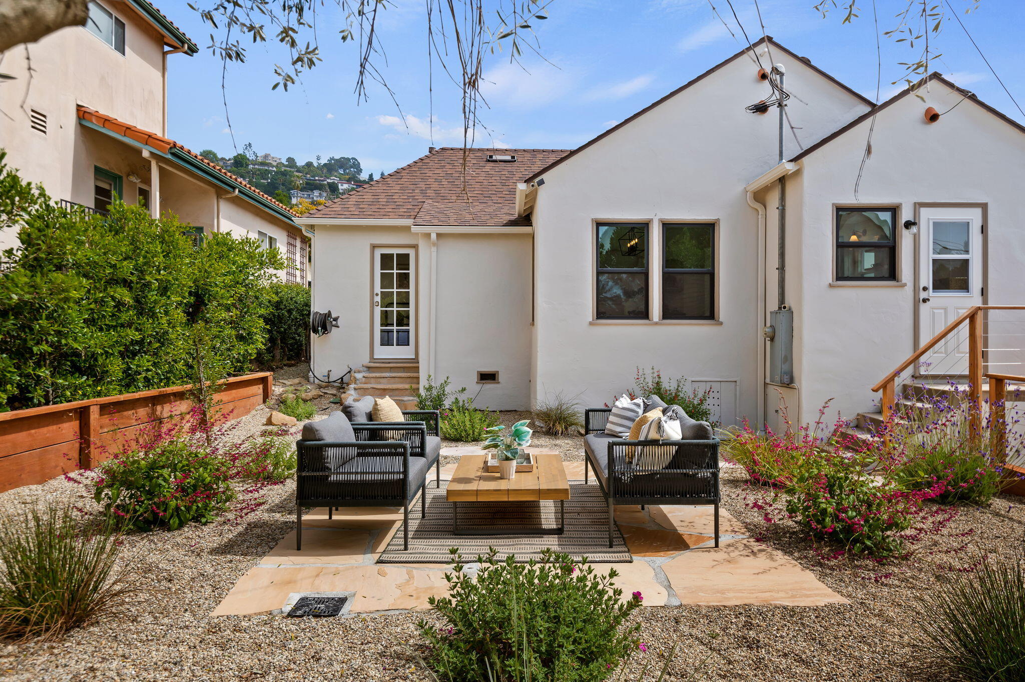 805 Soledad Avenue