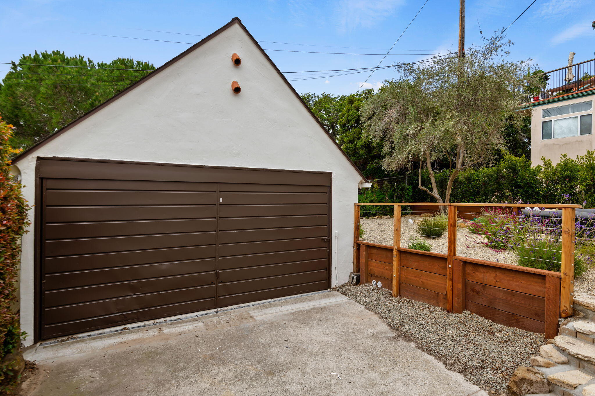 805 Soledad Avenue