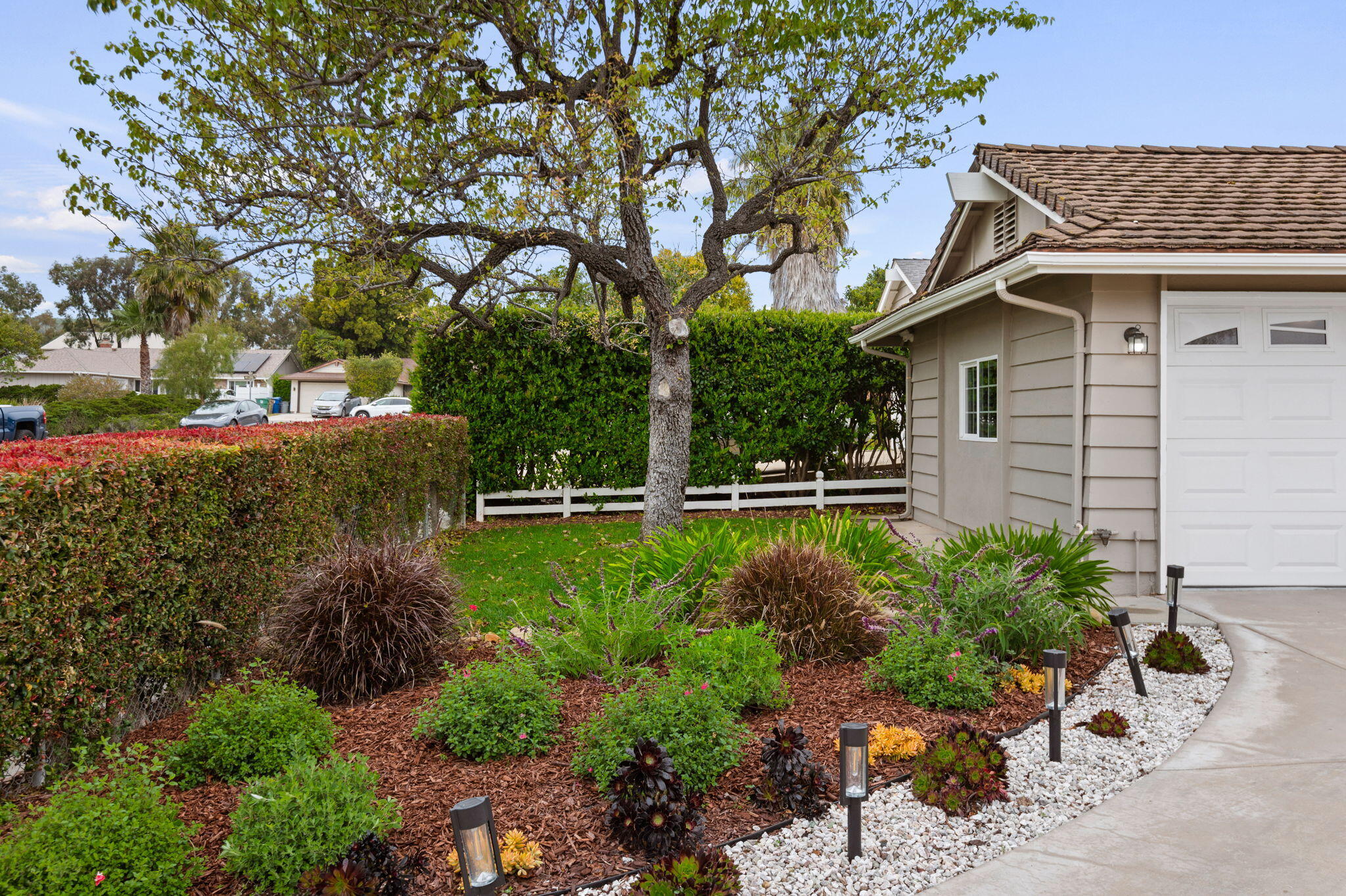280 Savona Avenue