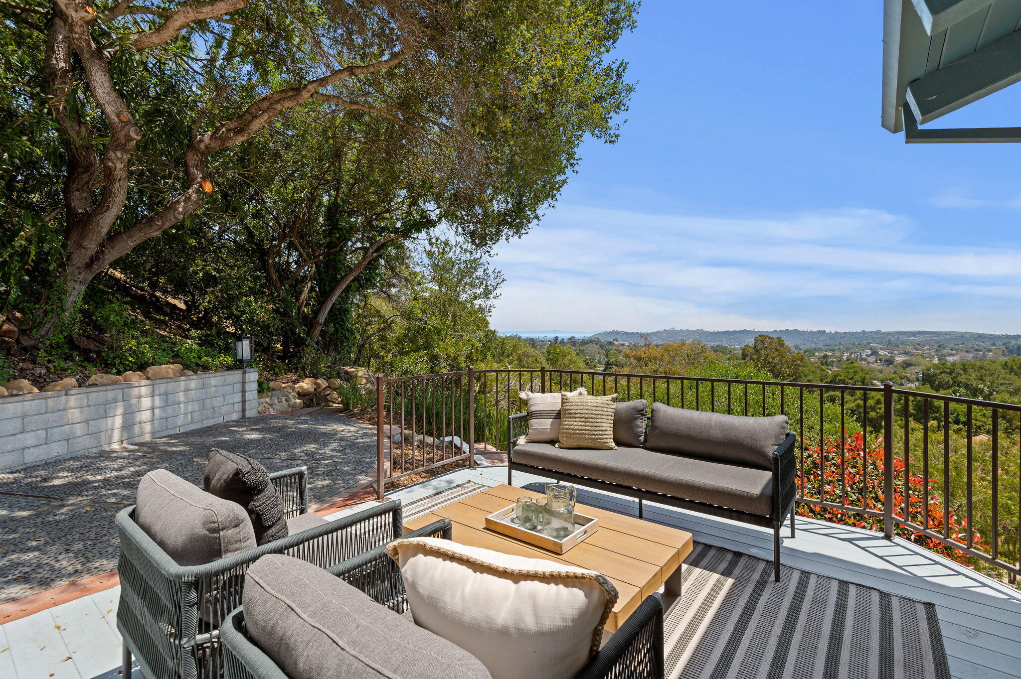 3244 Laurel Canyon Road
