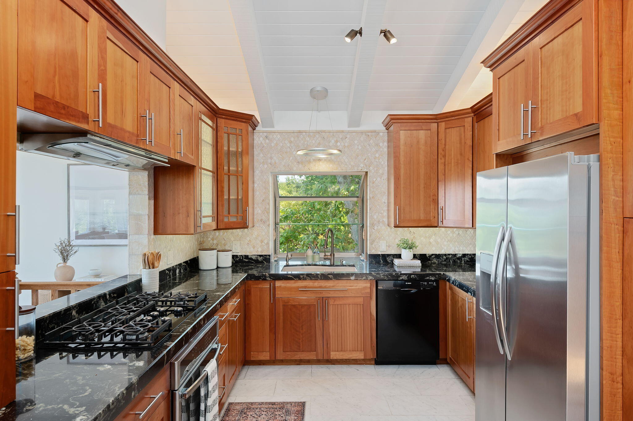 3244 Laurel Canyon Road