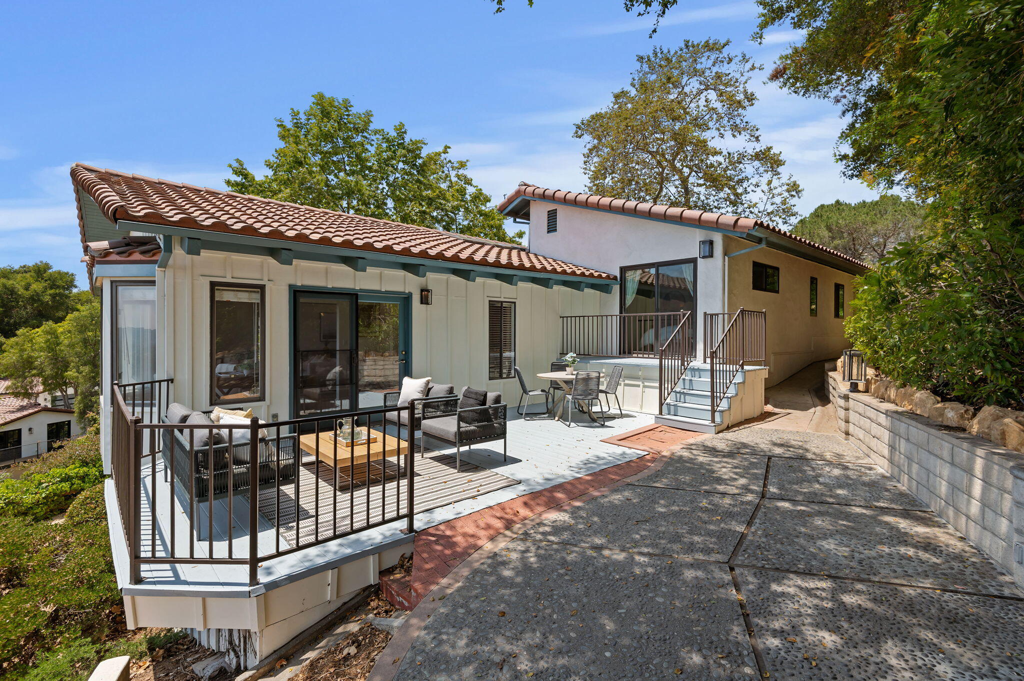 3244 Laurel Canyon Road