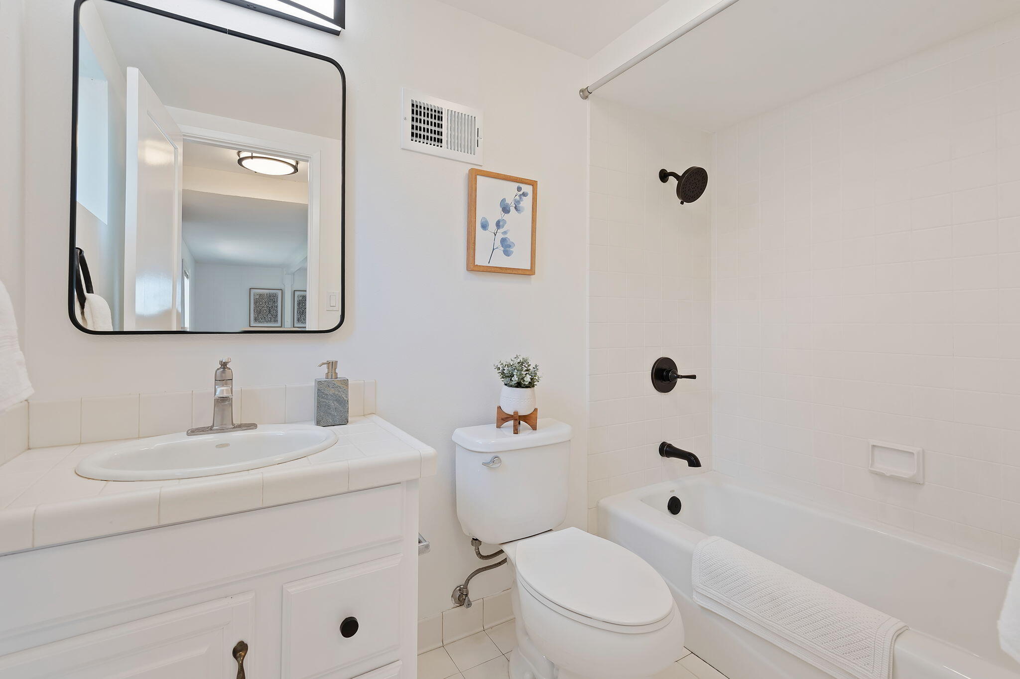 3244 Laurel Canyon Road