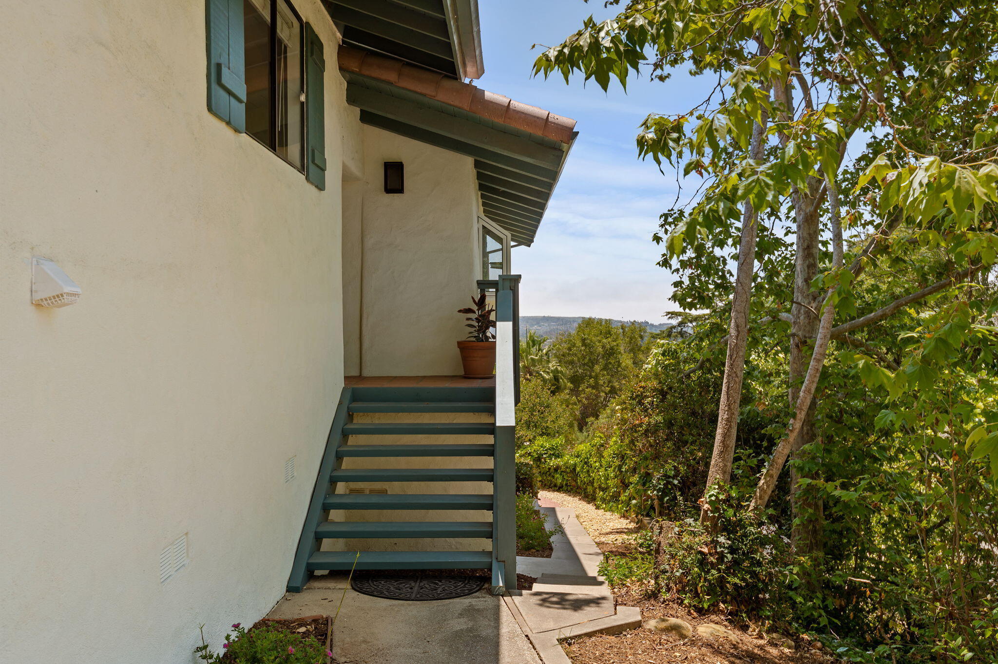 3244 Laurel Canyon Road