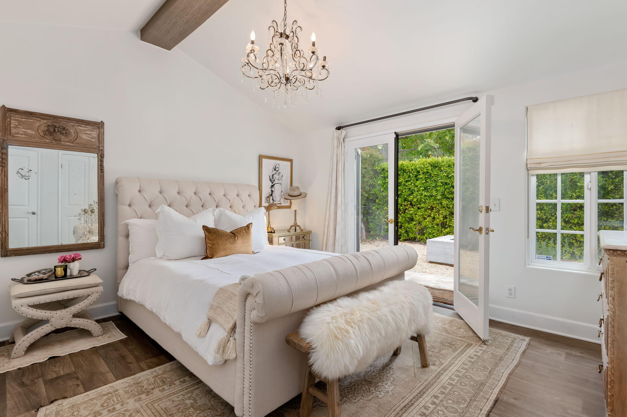 5196 Cambridge Lane