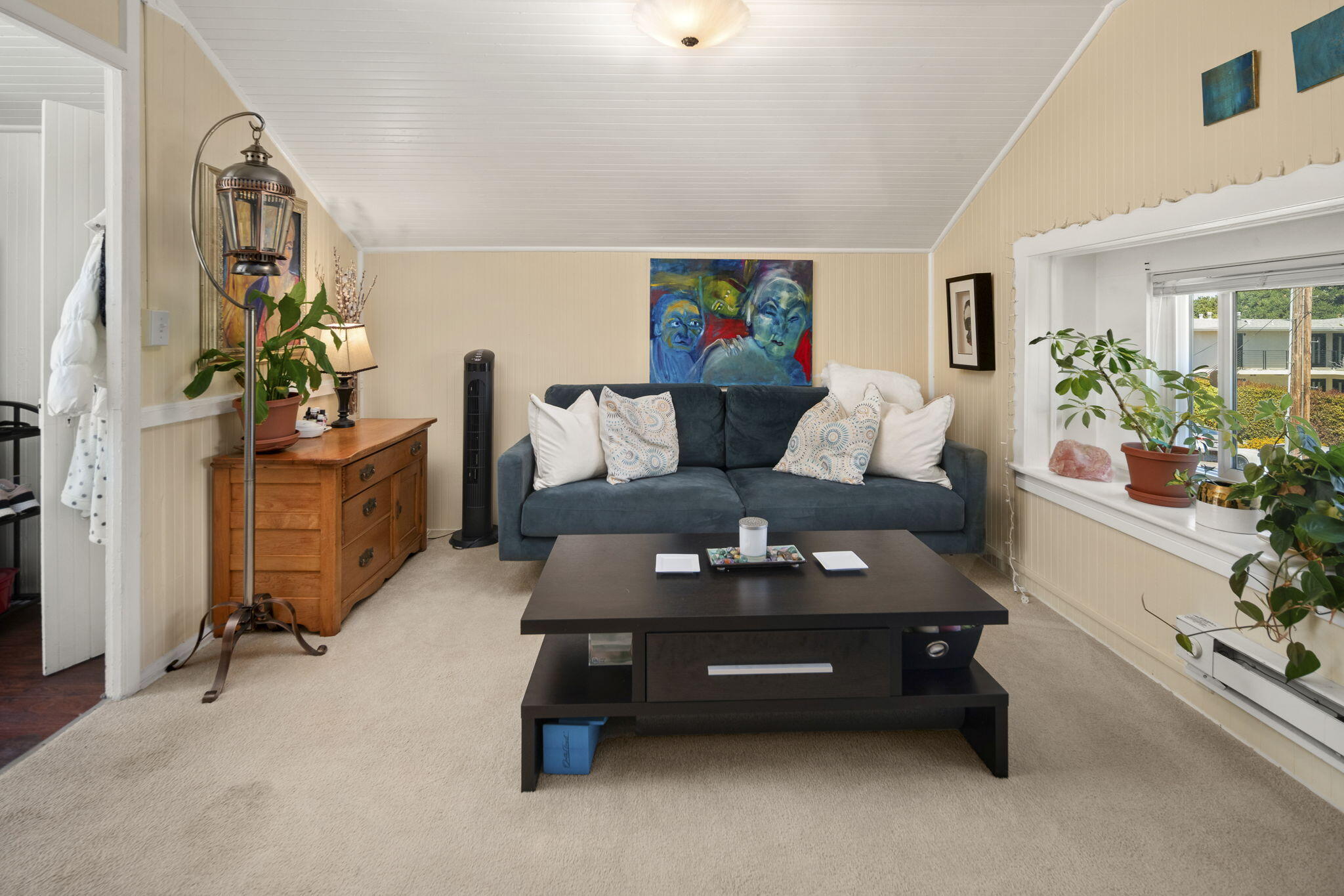 410 W Los Olivos Street