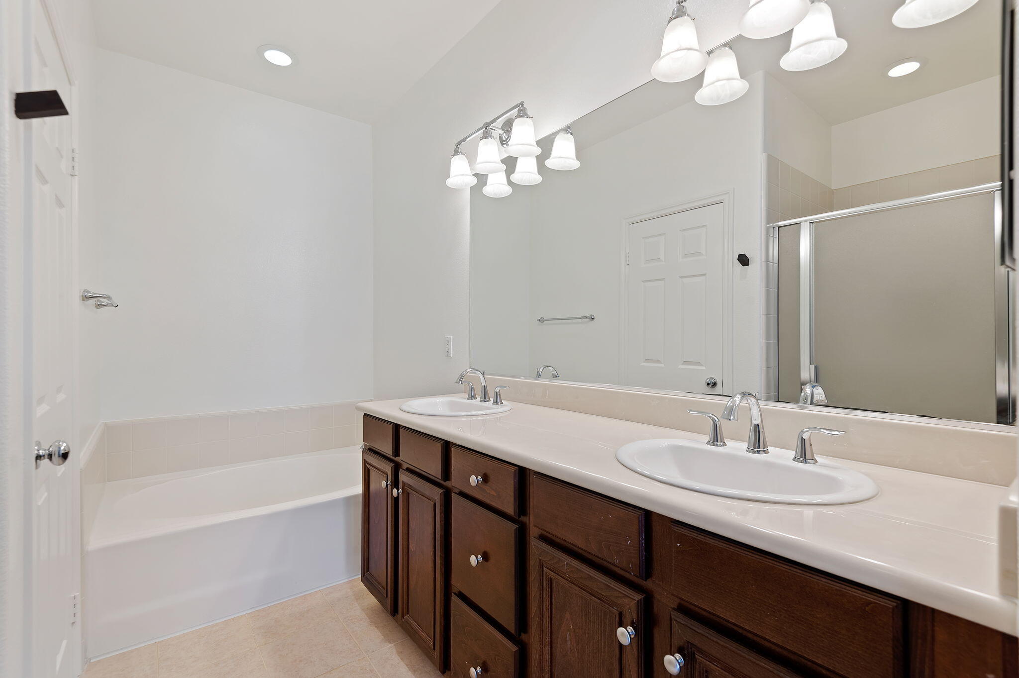 330 Matthew Way 104