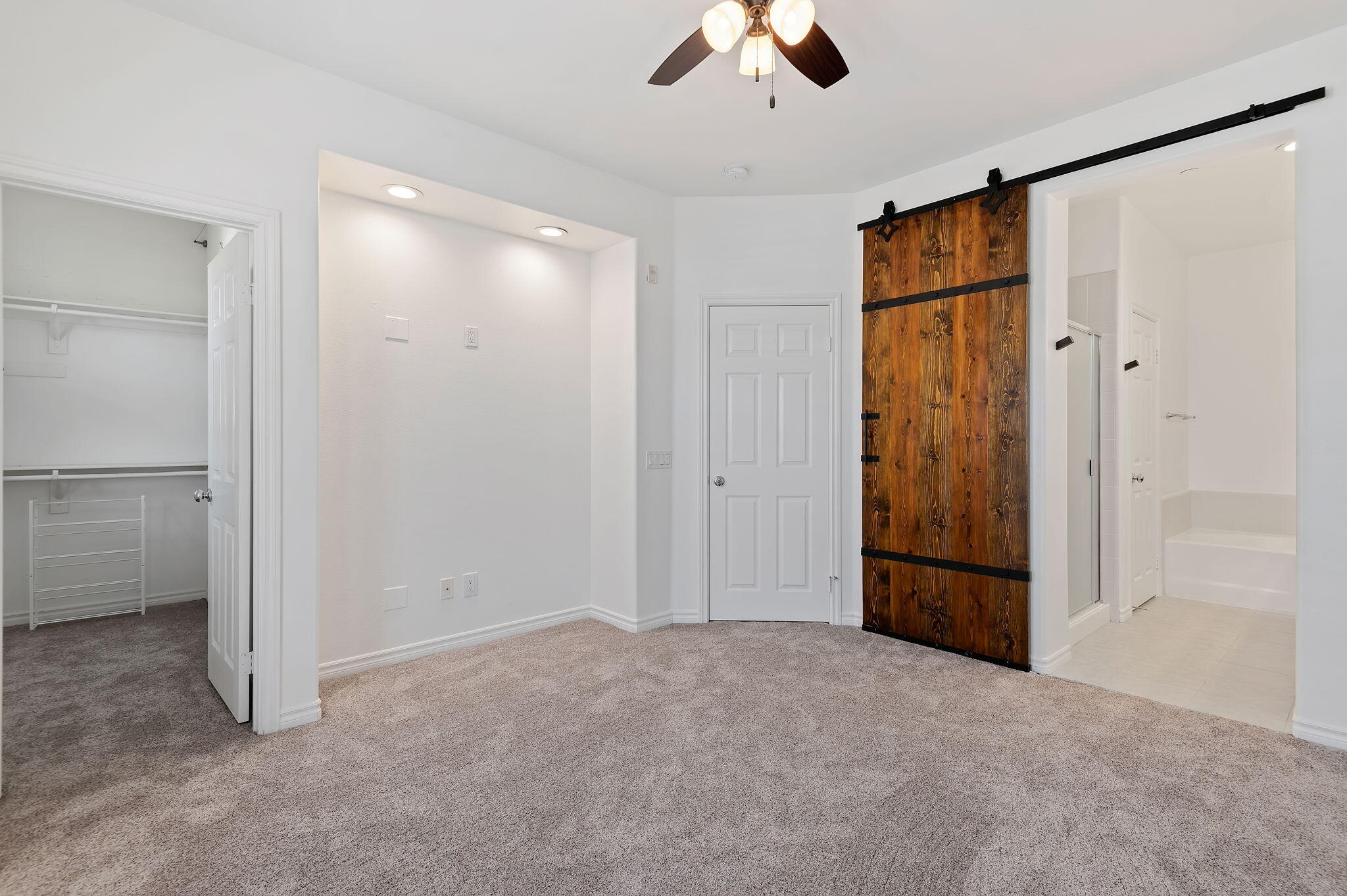 330 Matthew Way 104