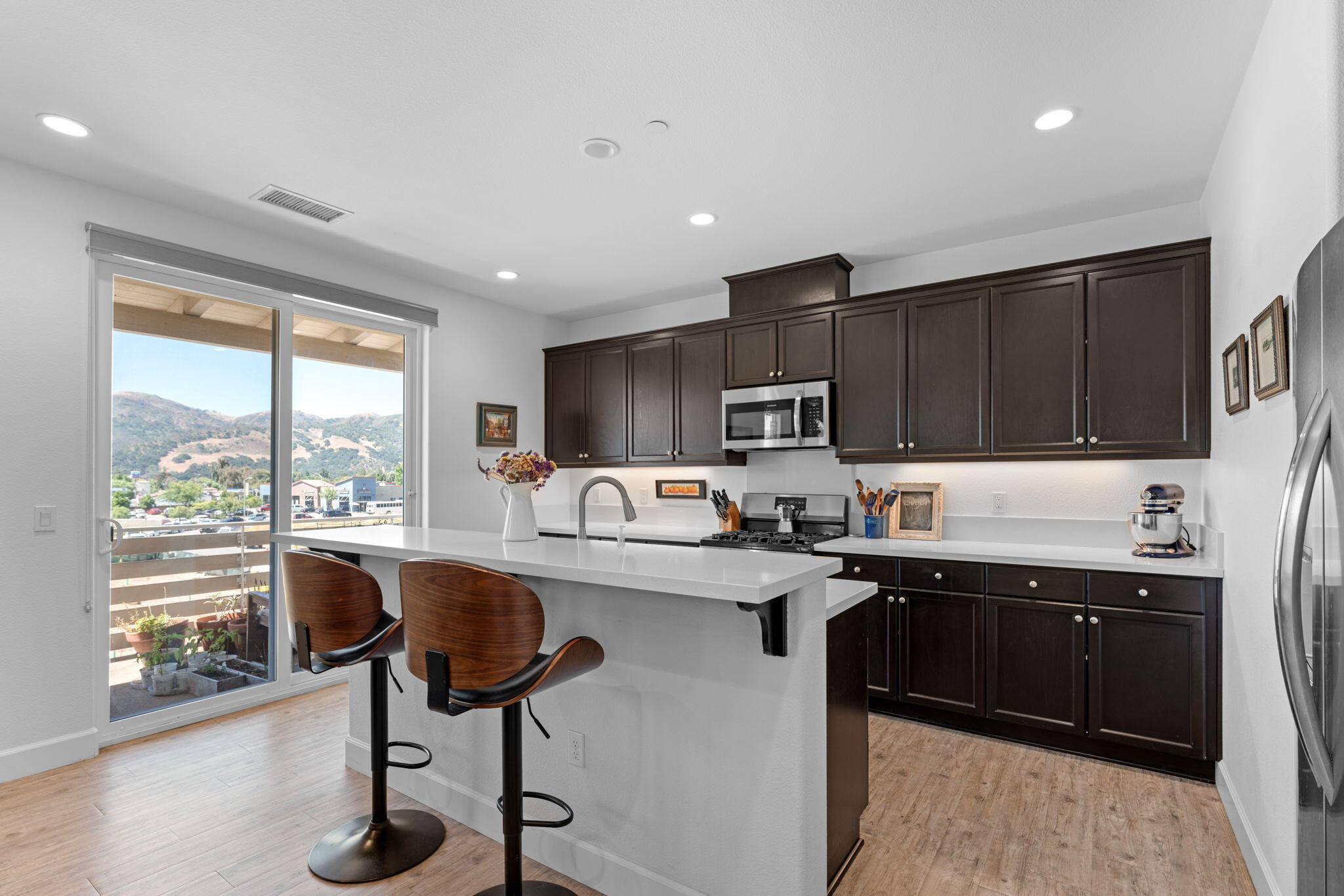 226 Bainbridge Court