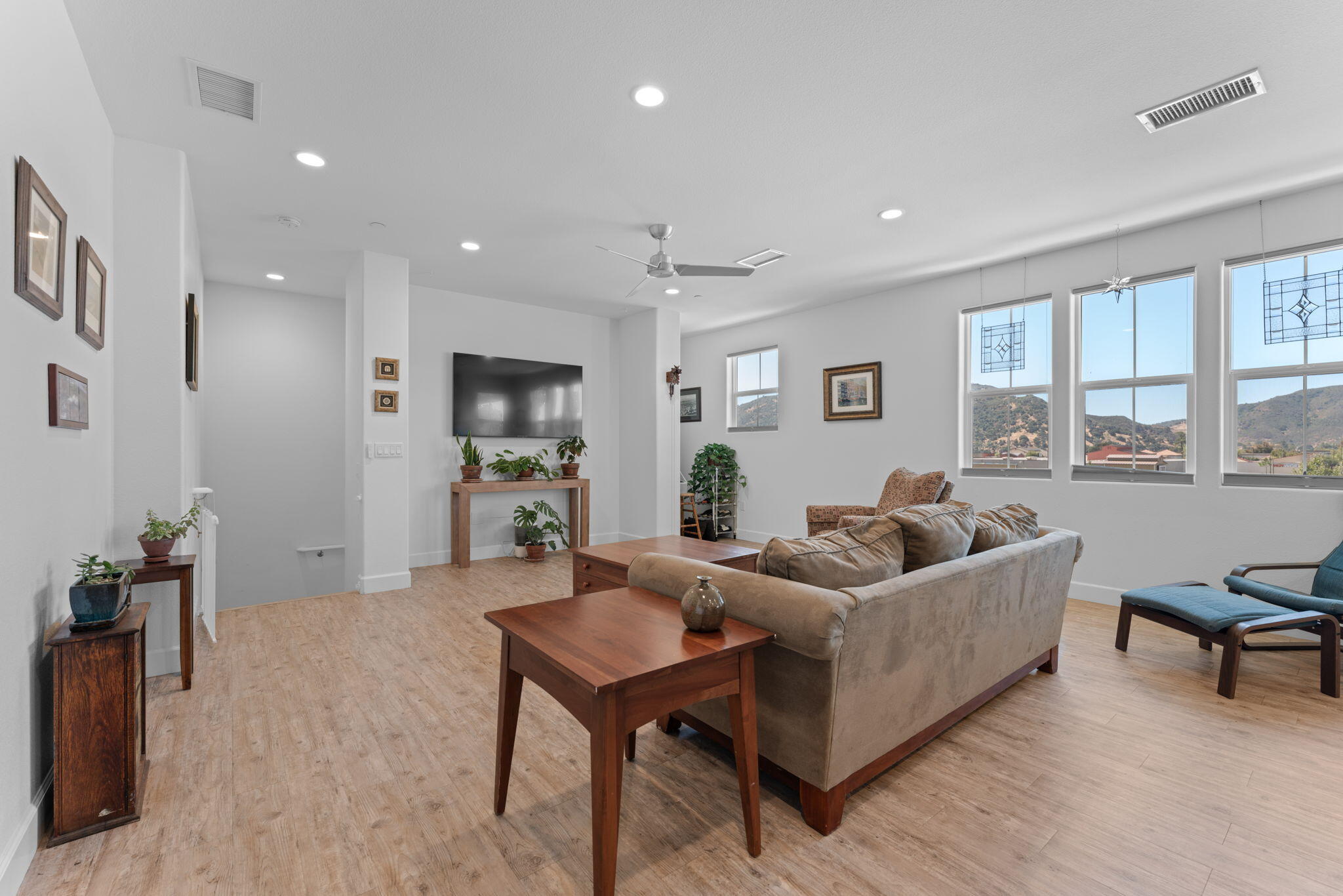 226 Bainbridge Court