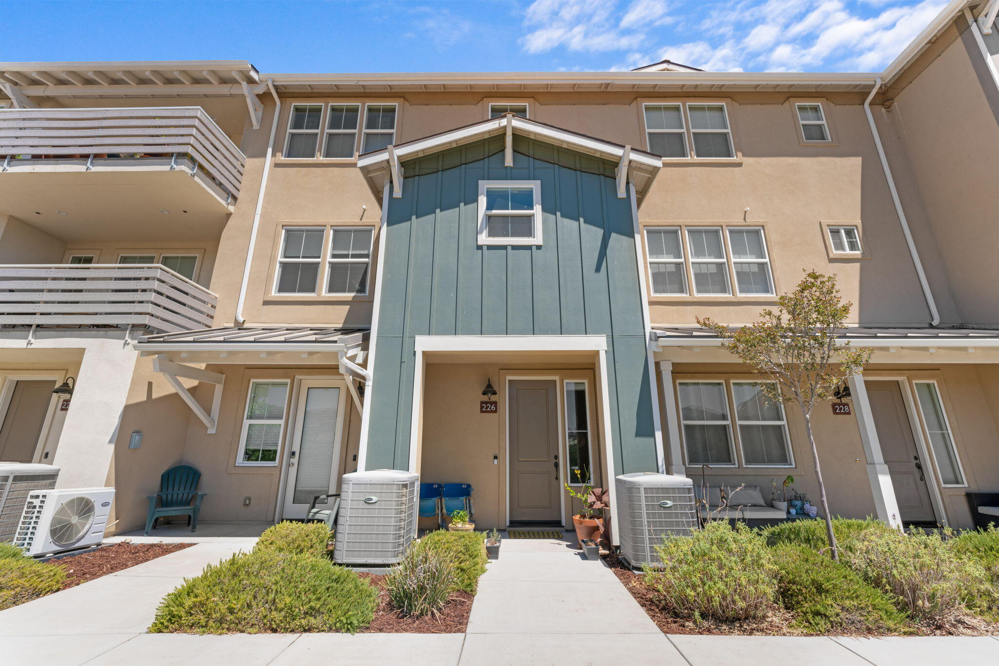 226 Bainbridge Court