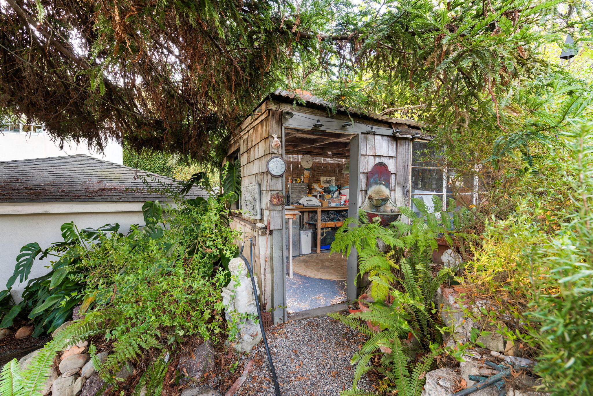 1702 Cliff Drive