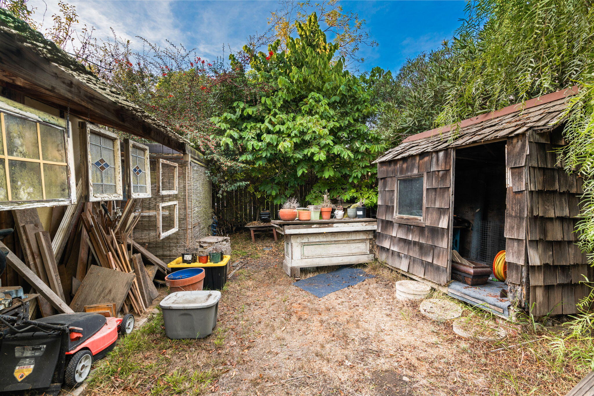 1702 Cliff Drive