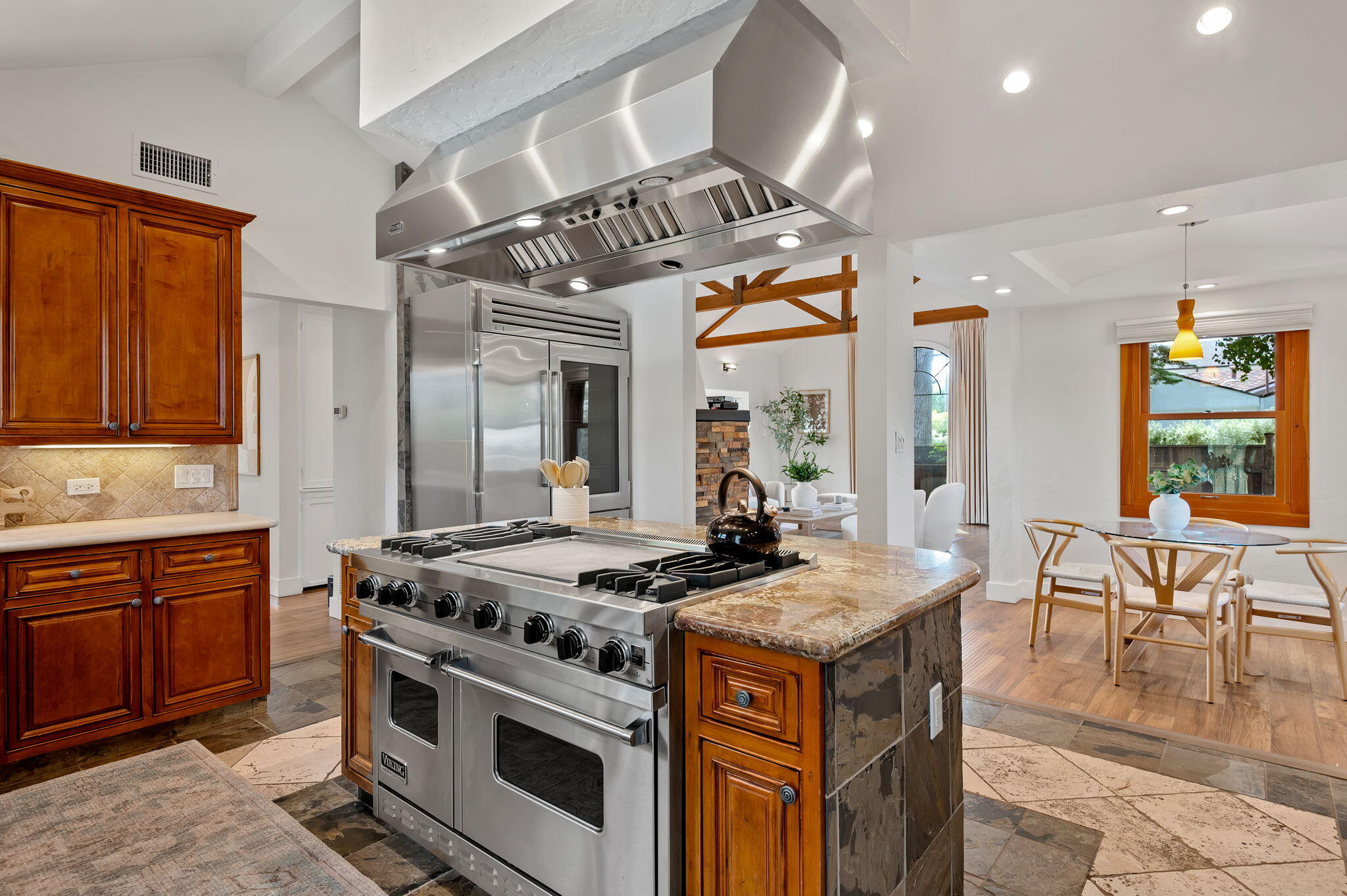 1413 Shoreline Drive