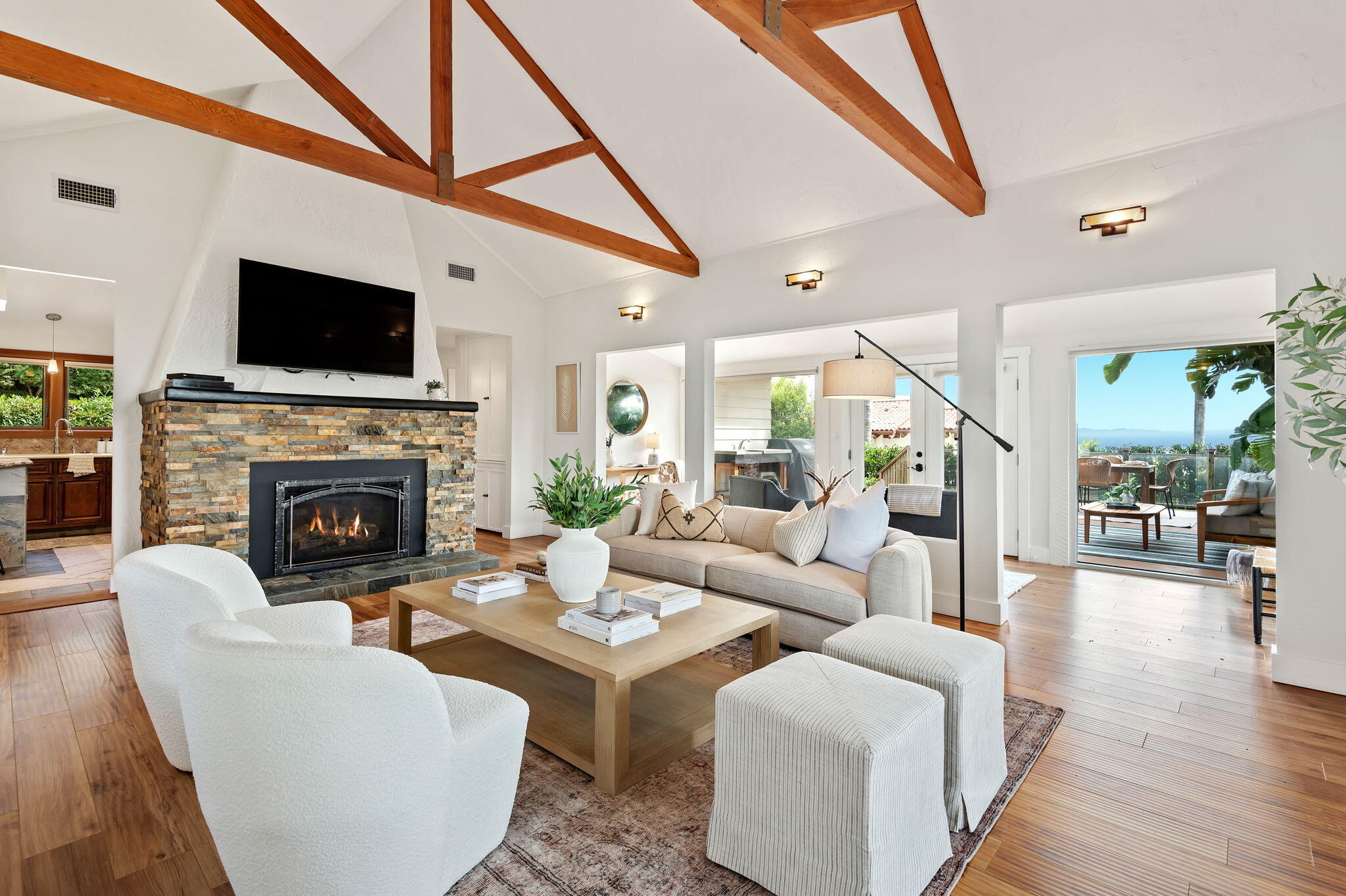 1413 Shoreline Drive