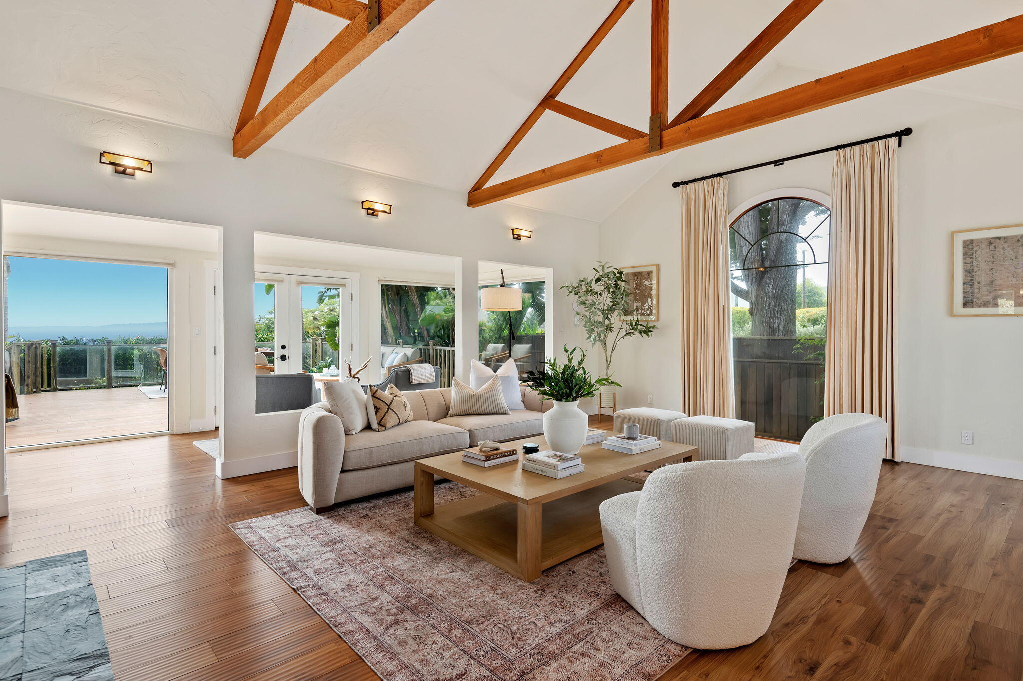 1413 Shoreline Drive