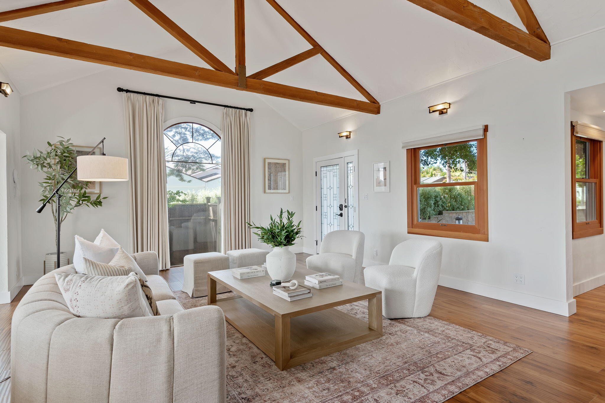 1413 Shoreline Drive