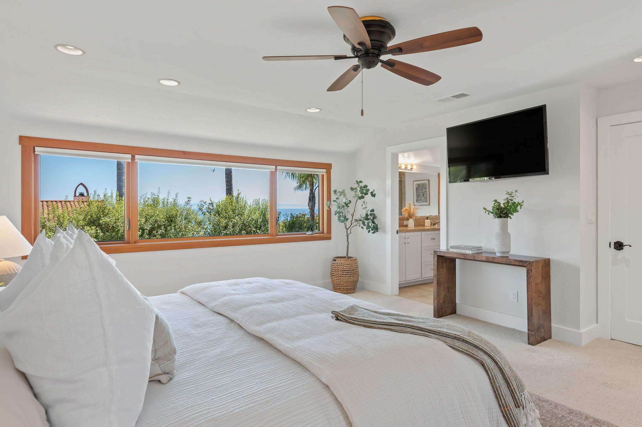 1413 Shoreline Drive