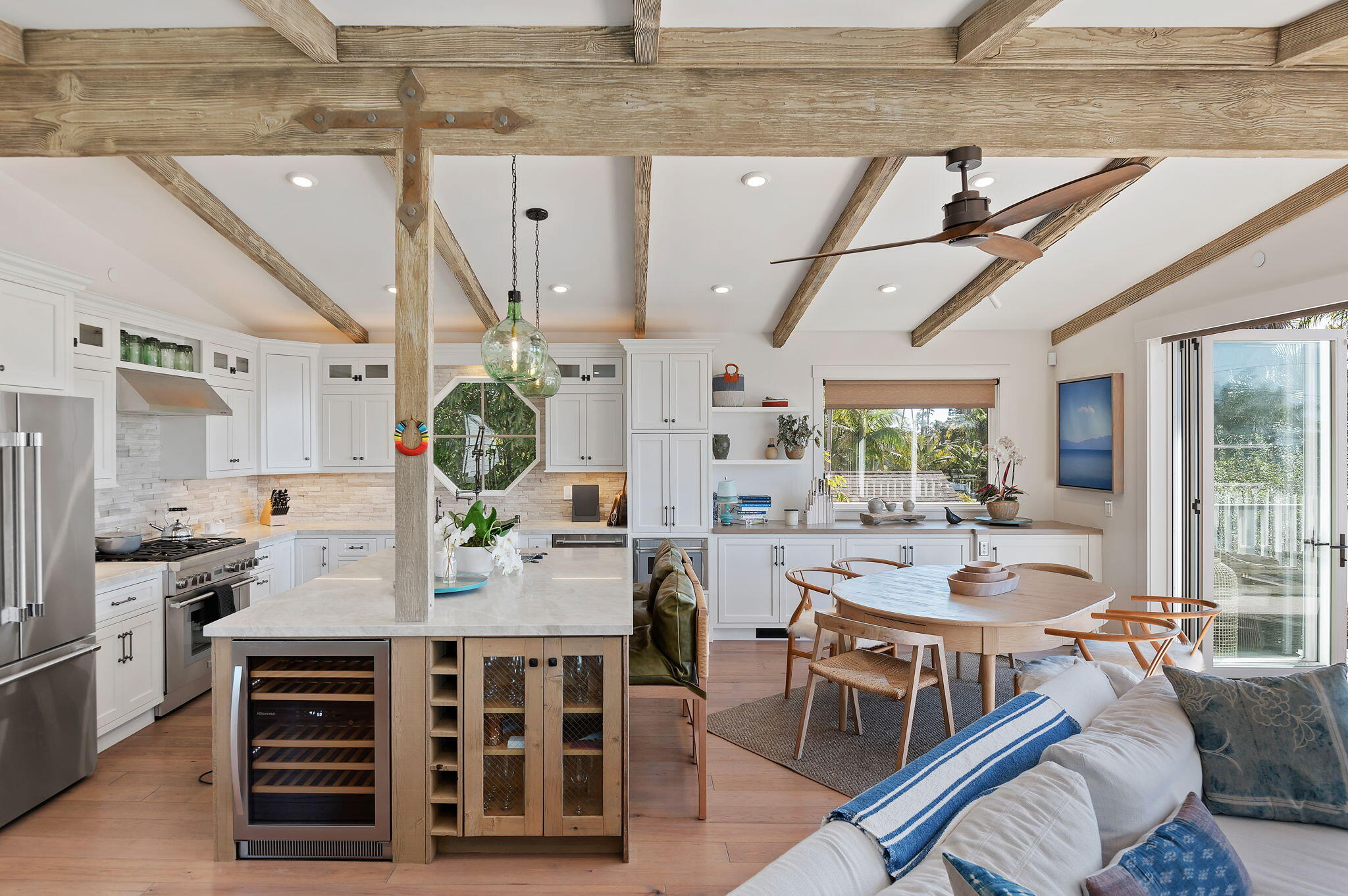 1530 Shoreline Drive