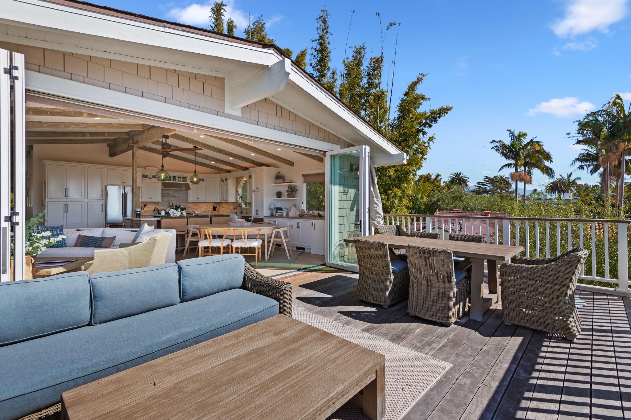 1530 Shoreline Drive