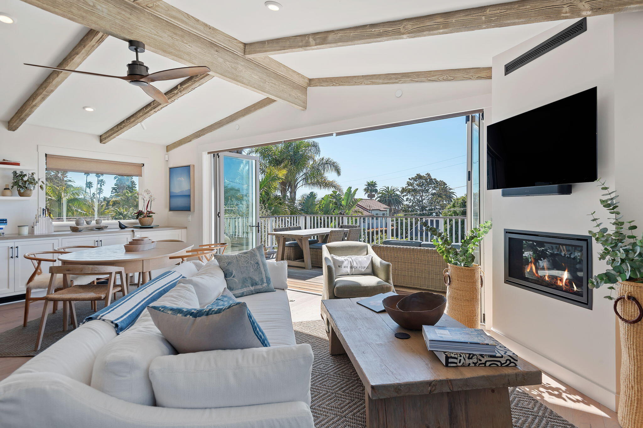 1530 Shoreline Drive