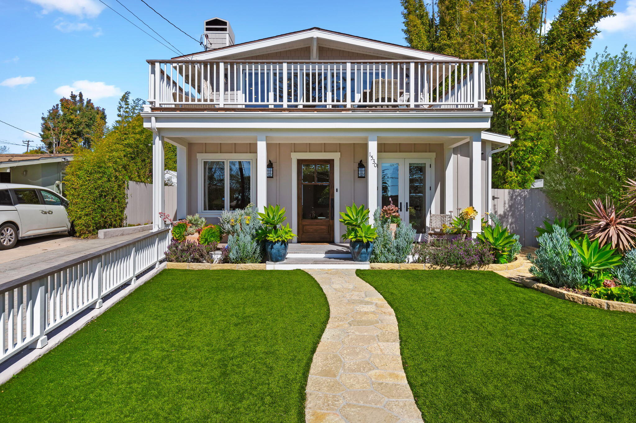 1530 Shoreline Drive