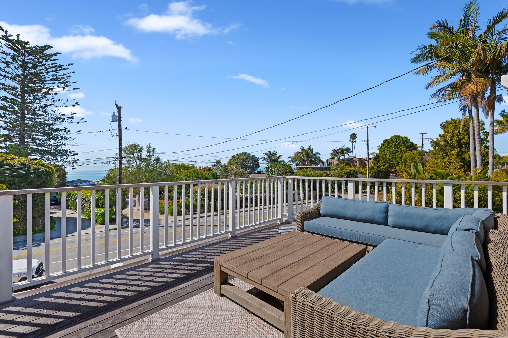 1530 Shoreline Drive
