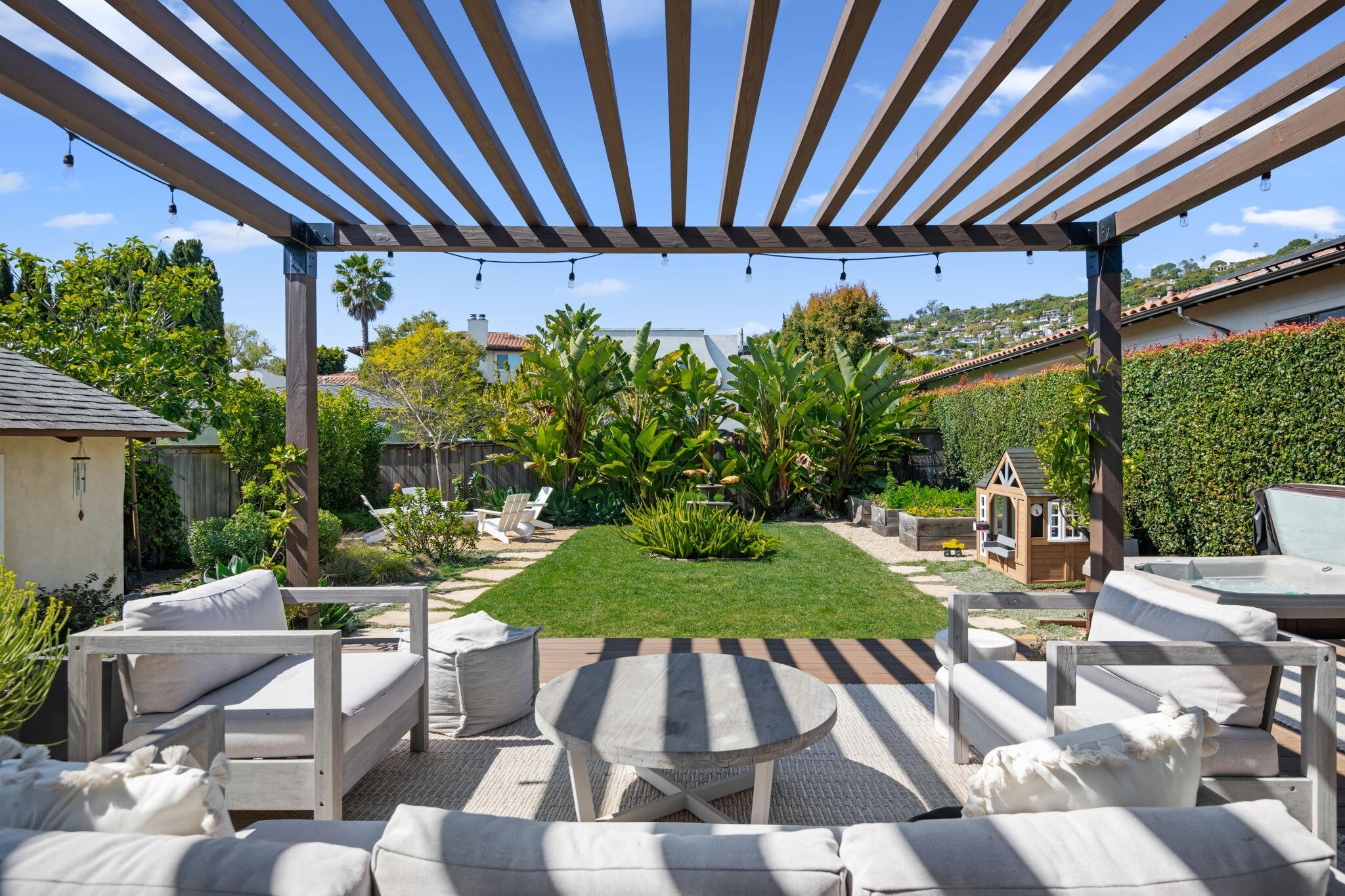 1111 E Ortega Street