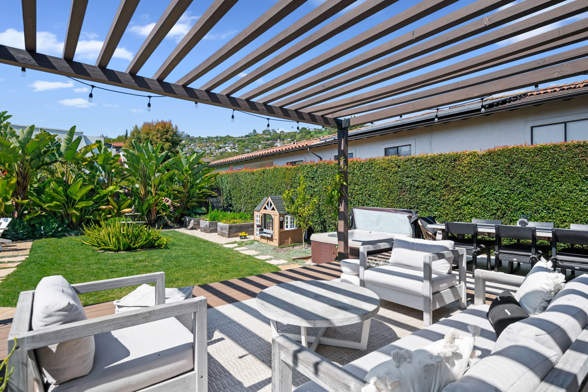 1111 E Ortega Street