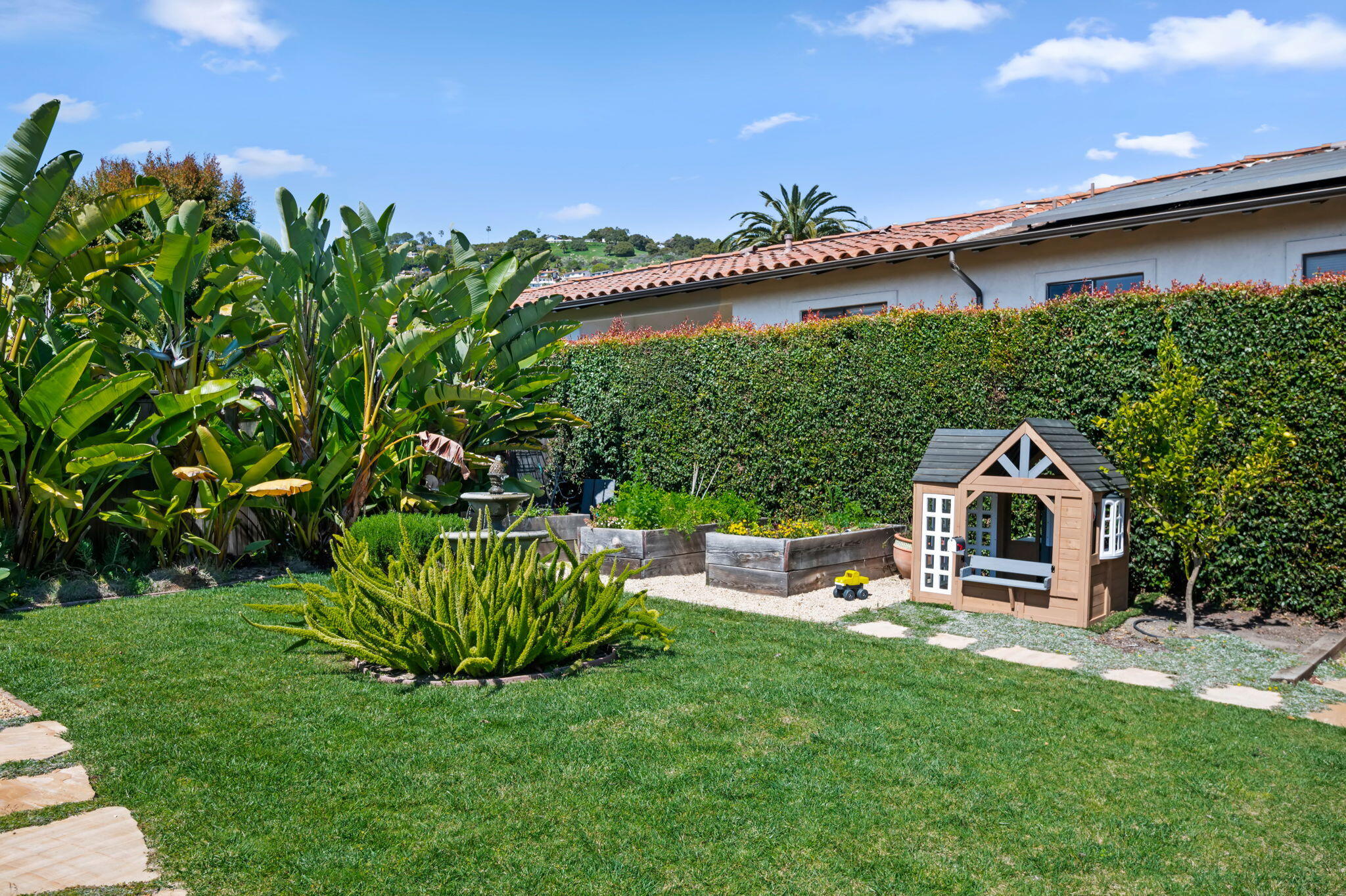 1111 E Ortega Street