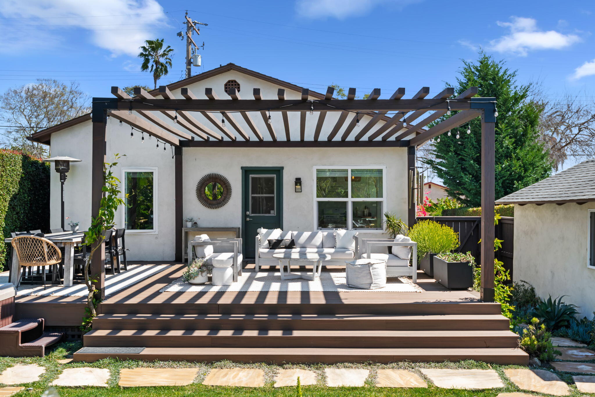 1111 E Ortega Street