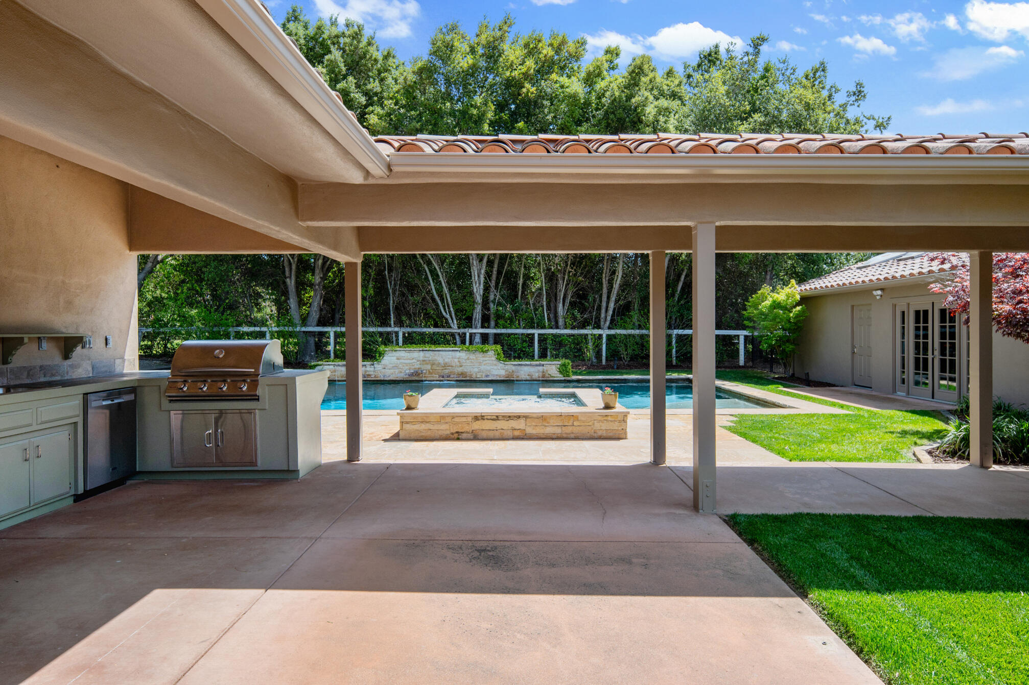 1729 Cottonwood Lane