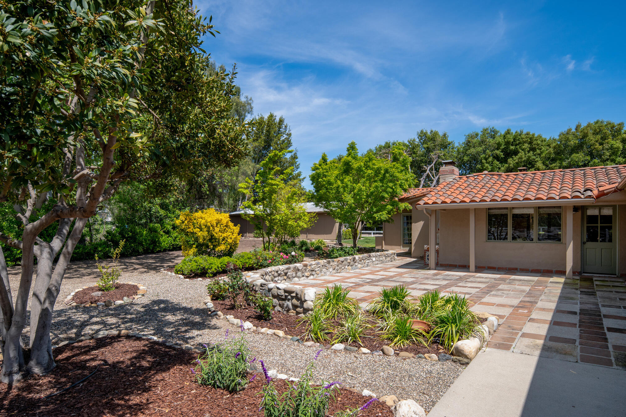 1729 Cottonwood Lane