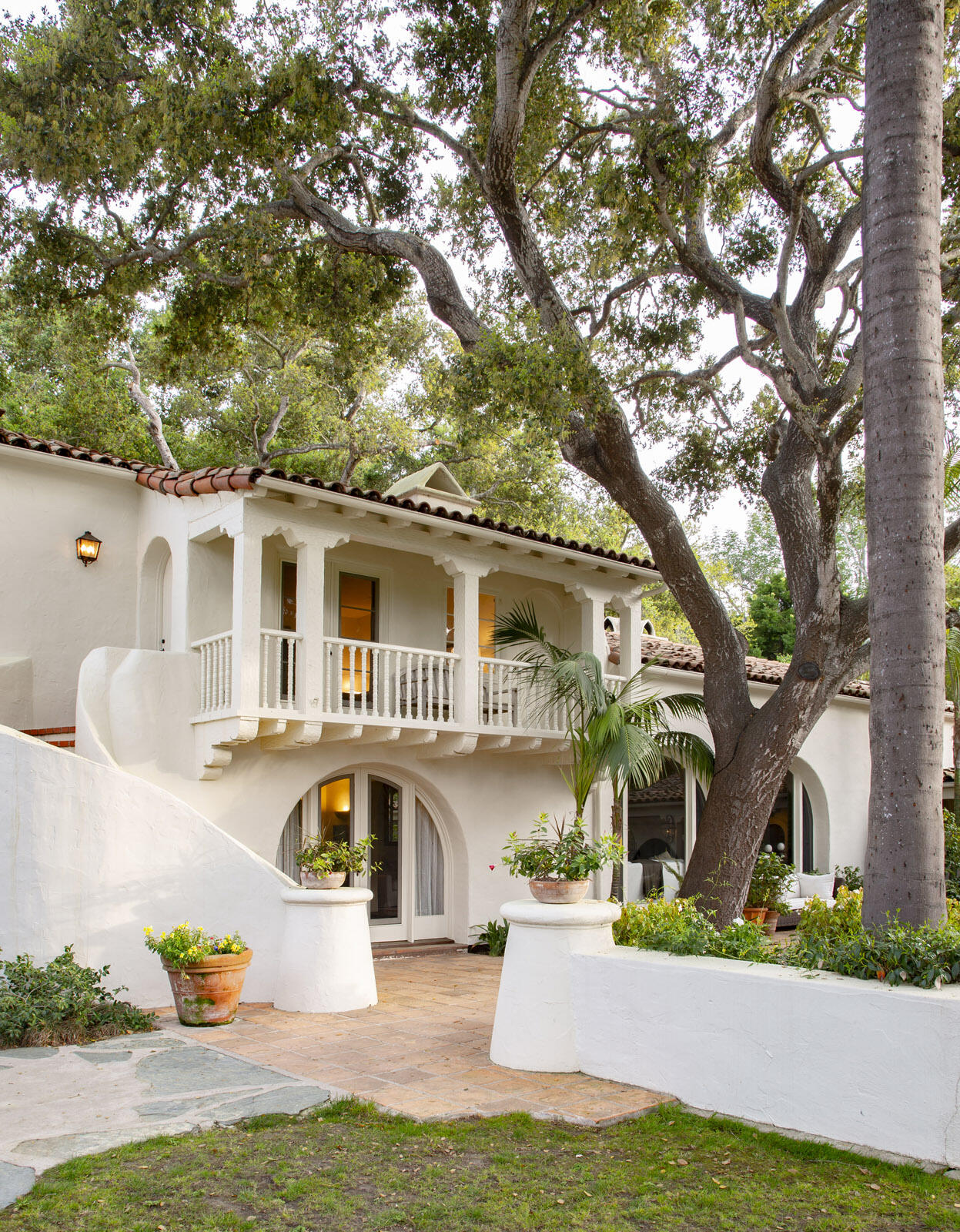 4045 Lago Drive