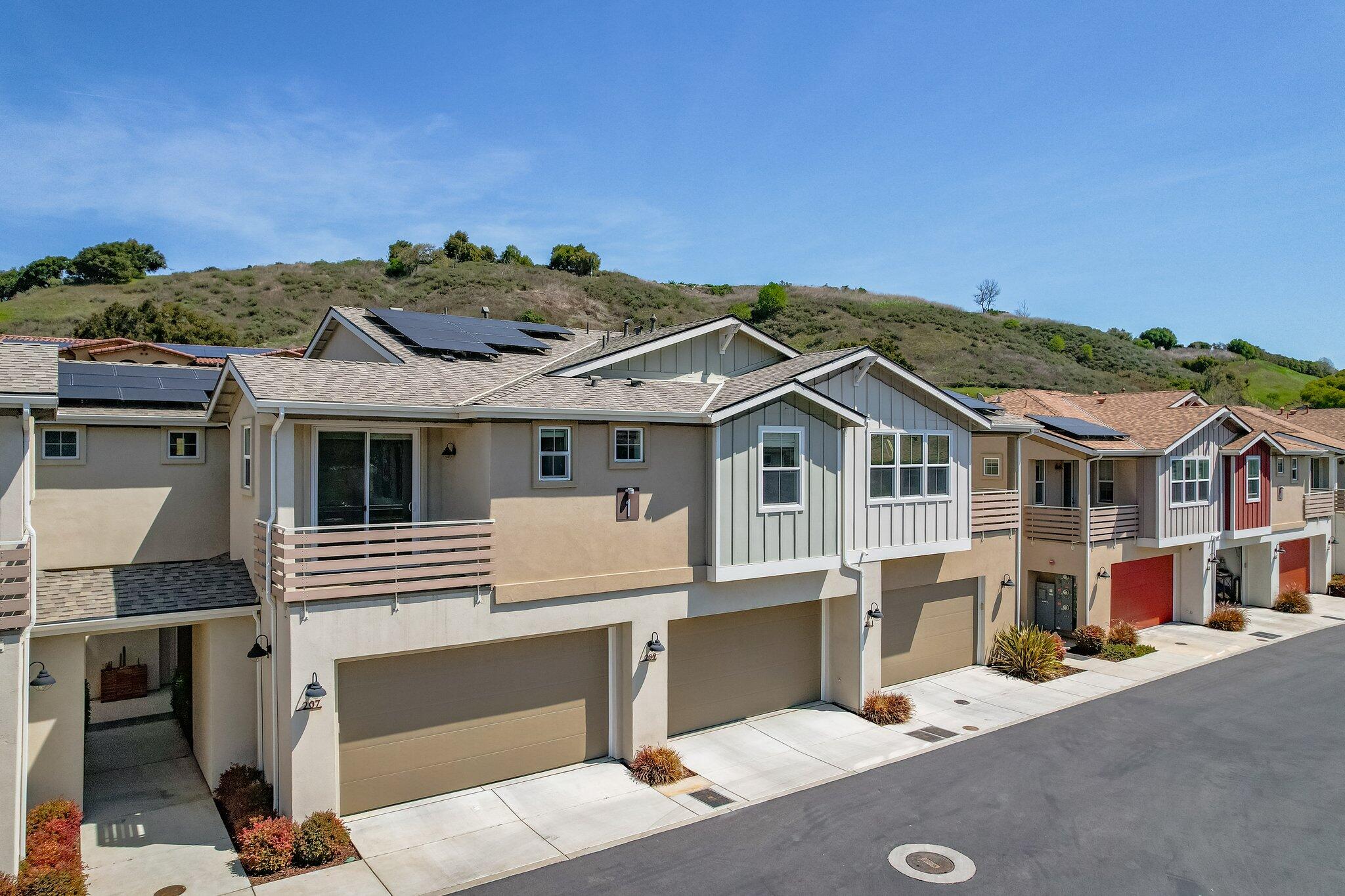 211 Deming Way