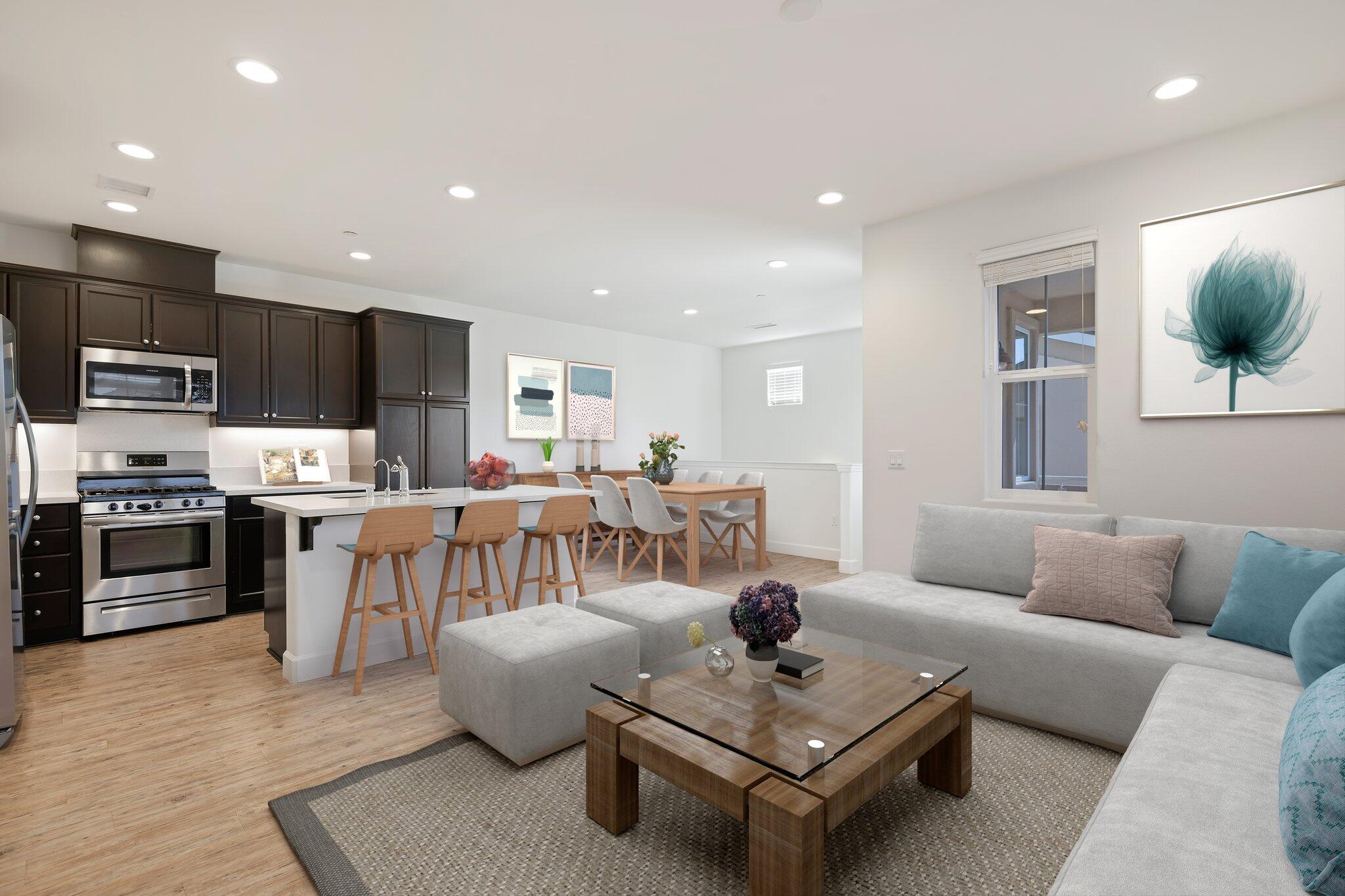 211 Deming Way