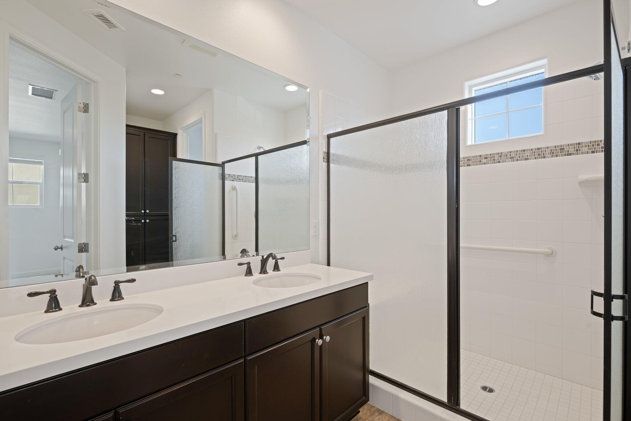 211 Deming Way