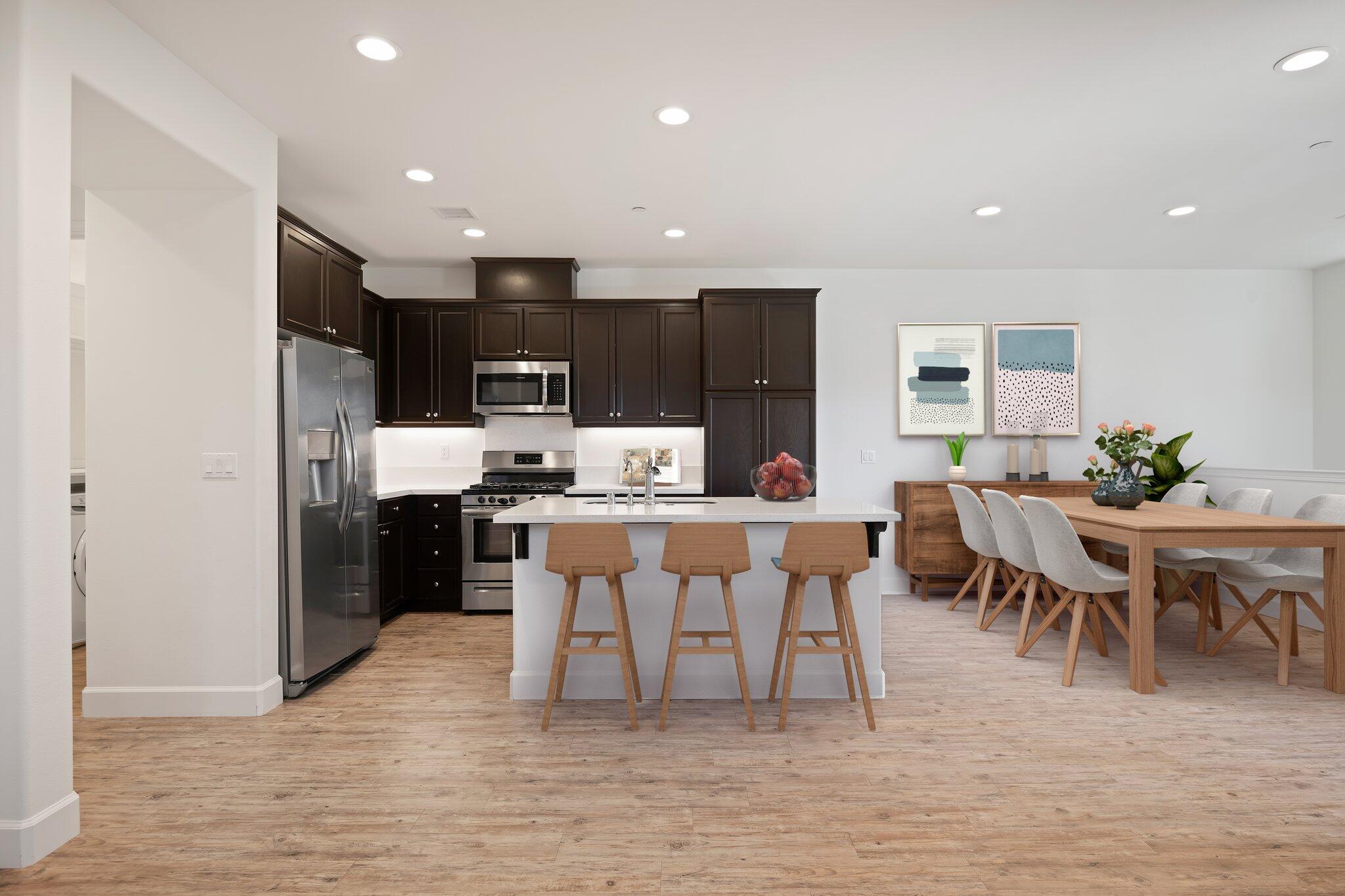 211 Deming Way