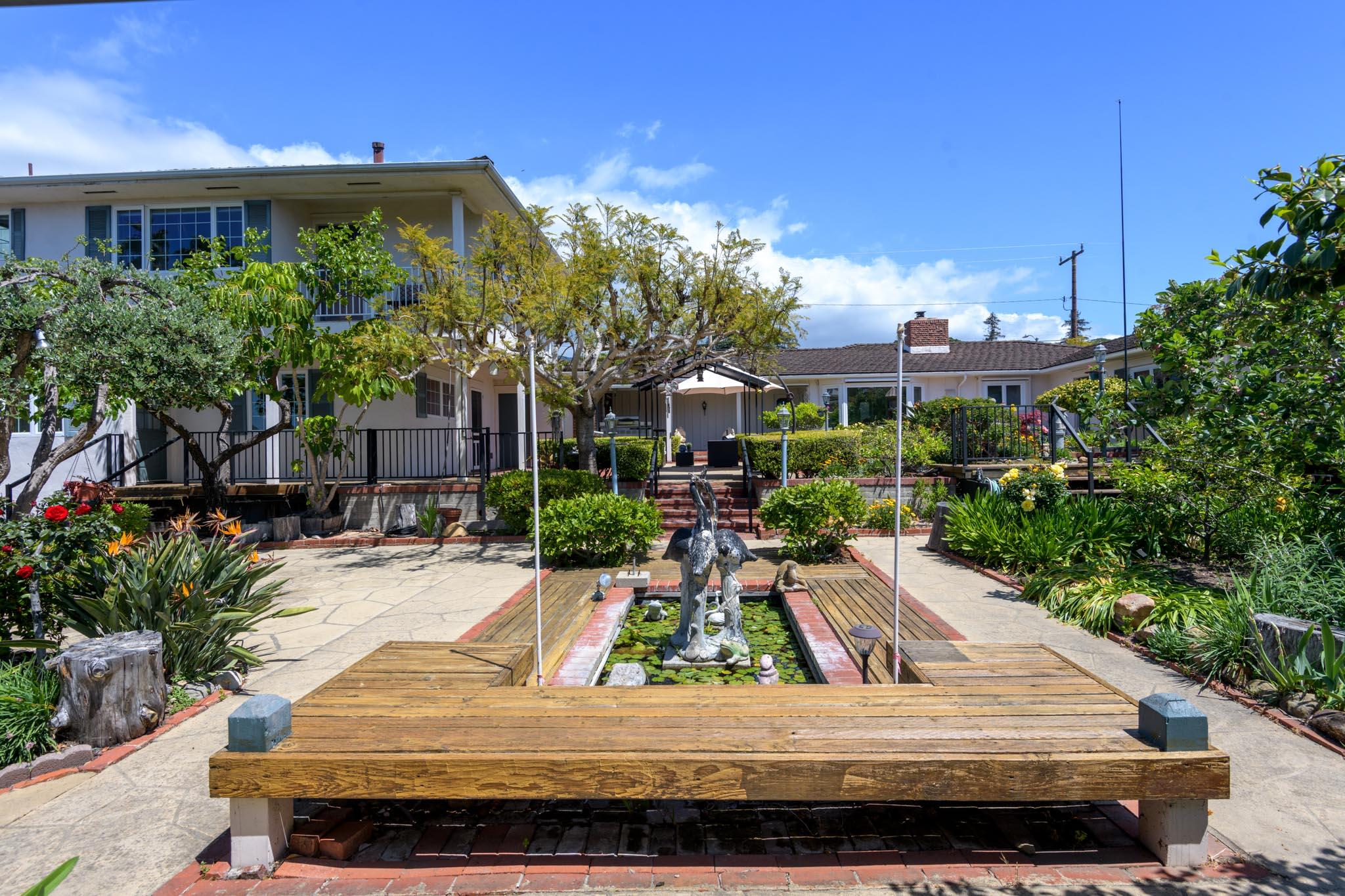 2301 Anacapa Street