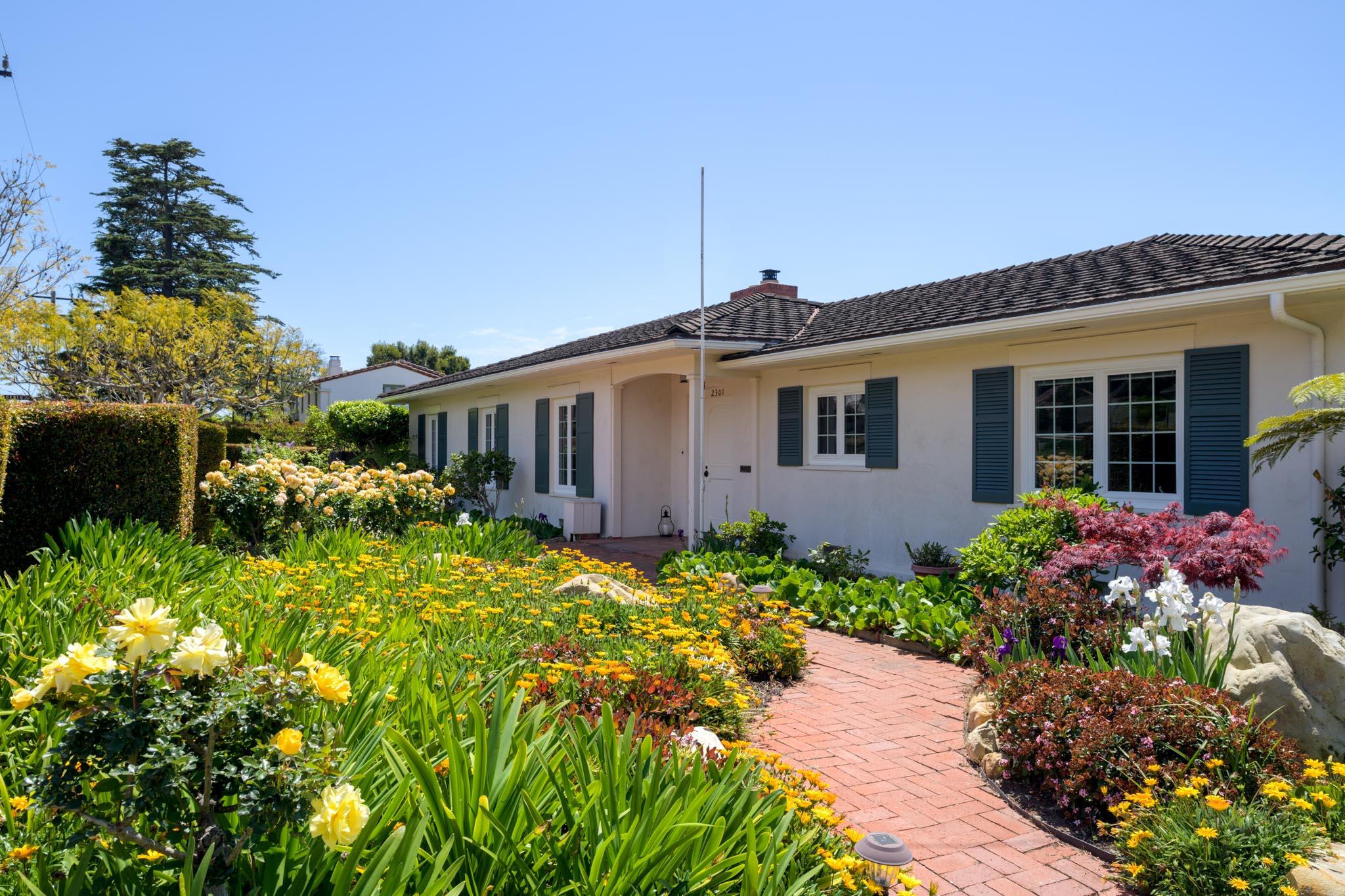 2301 Anacapa Street