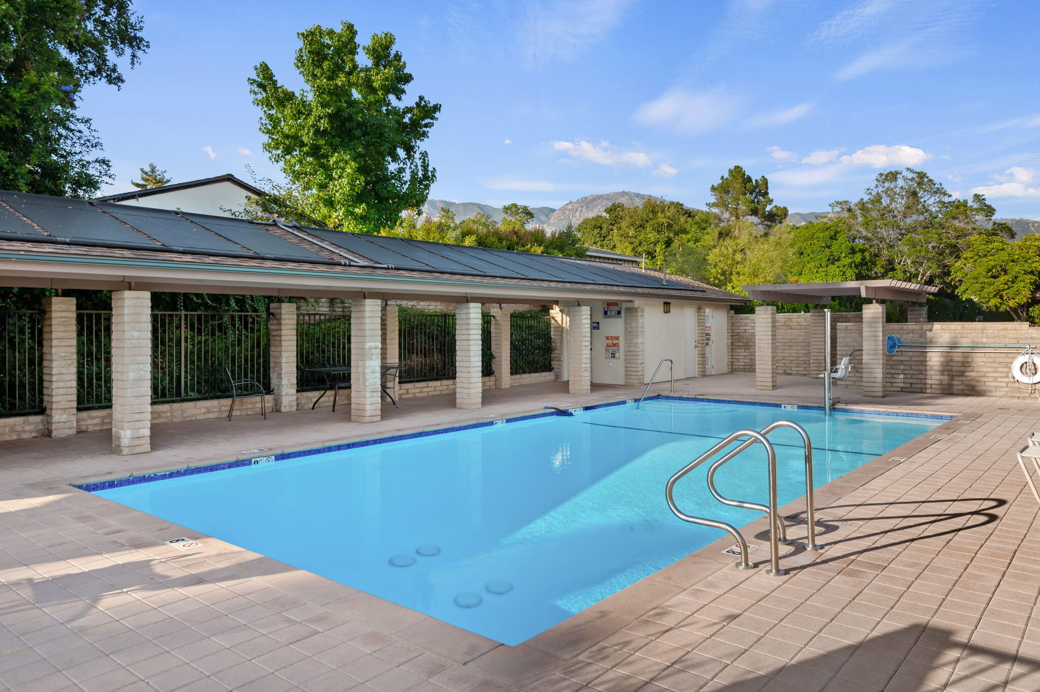 2836 Miradero Drive