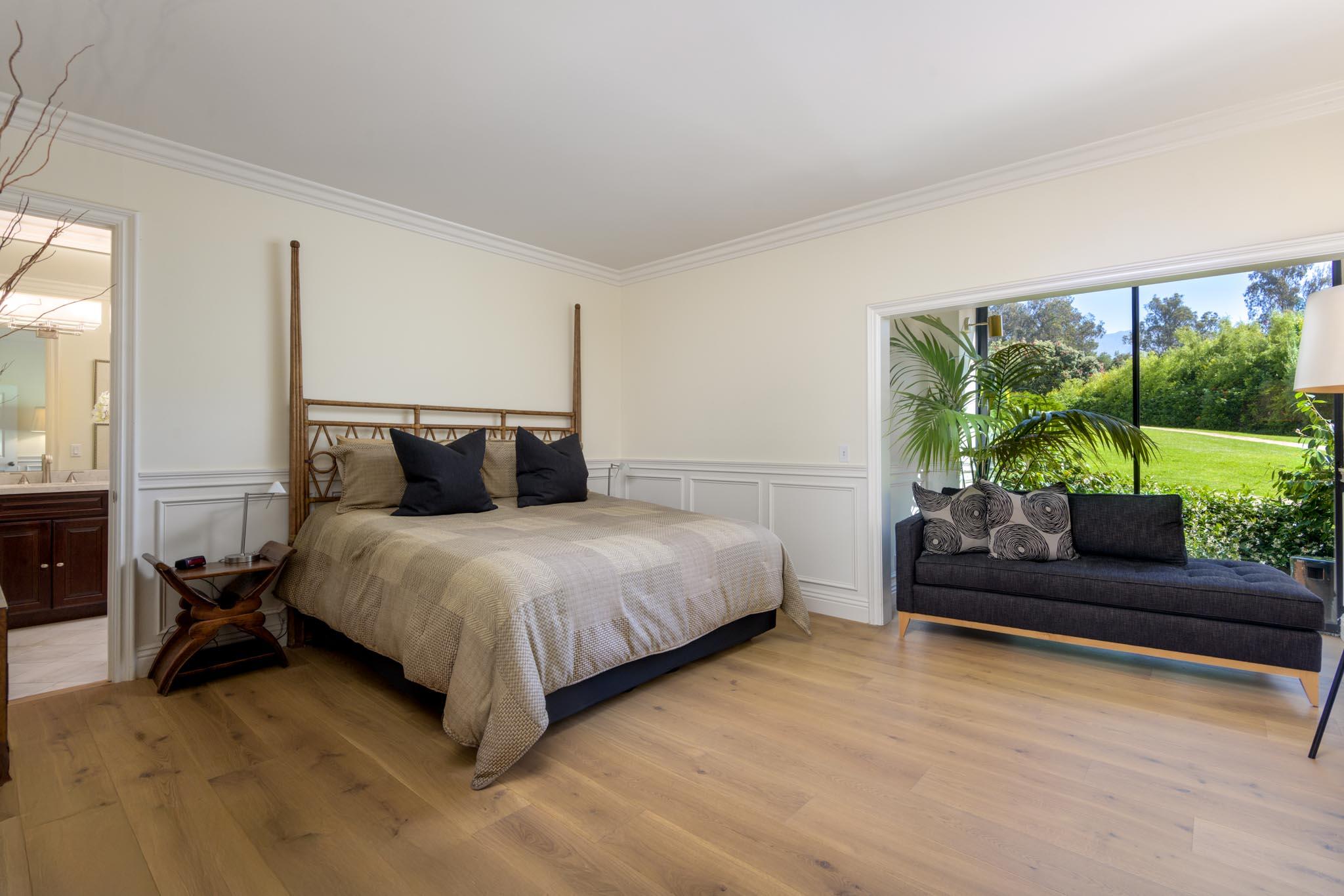 76 Seaview Drive