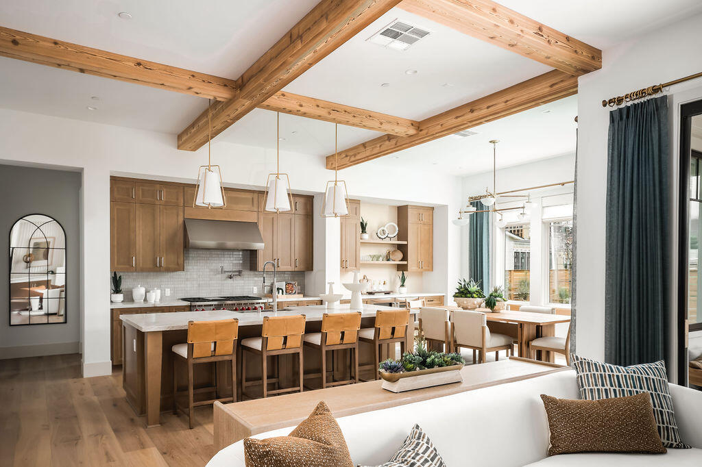 105 Polo Way