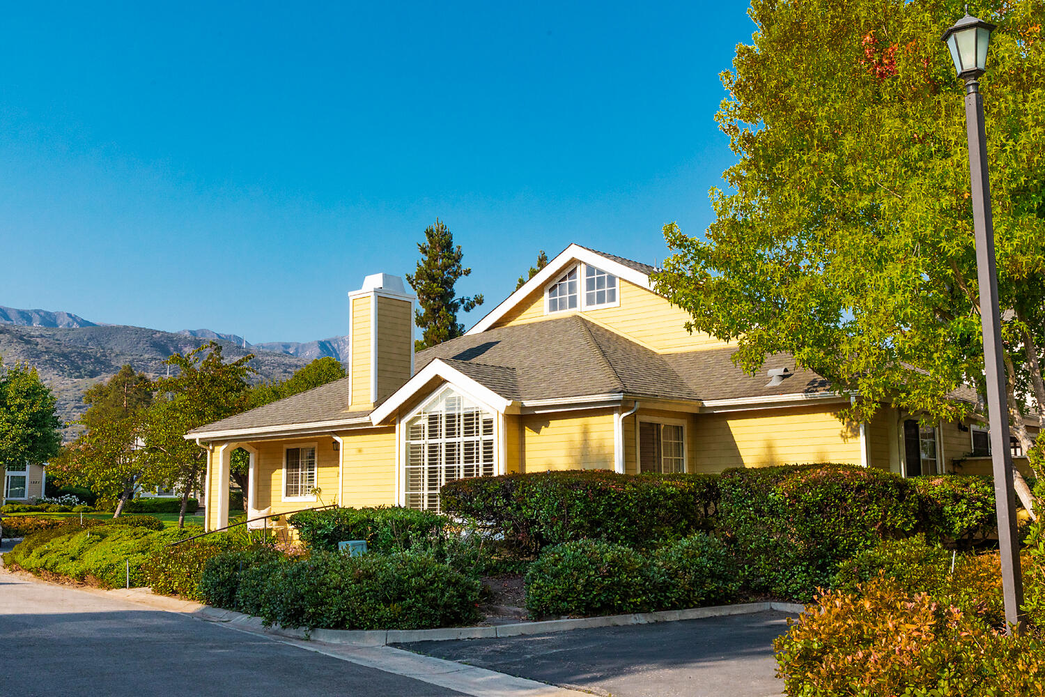 1559 Meadow Circle