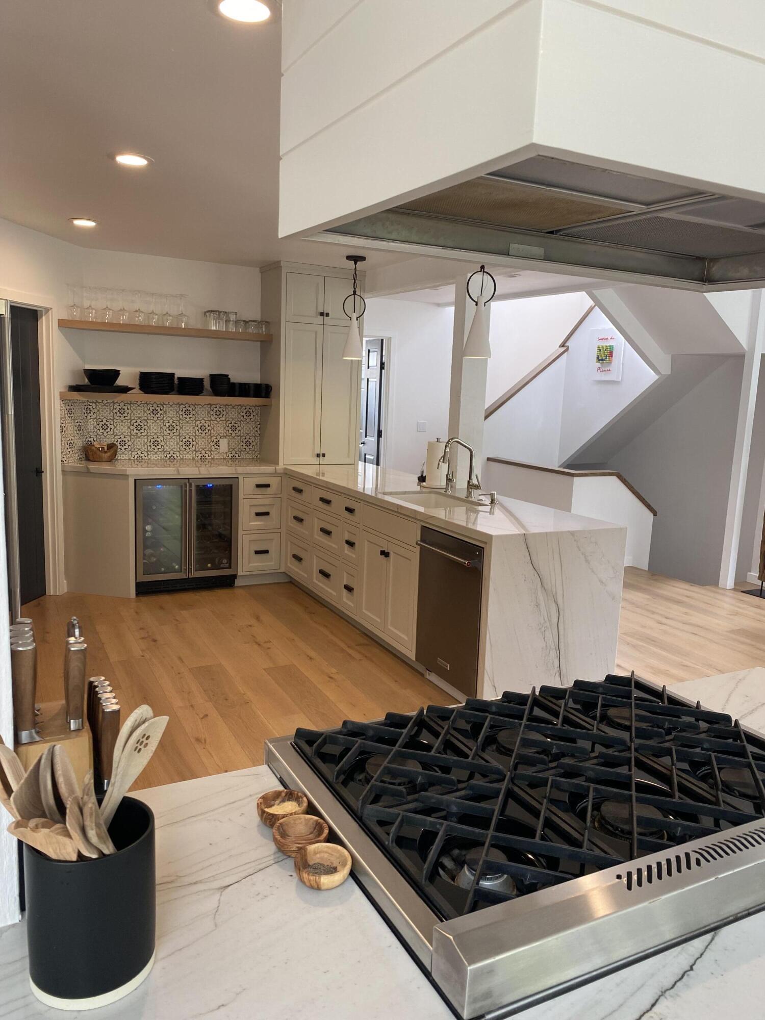 999 Hot Springs Lane