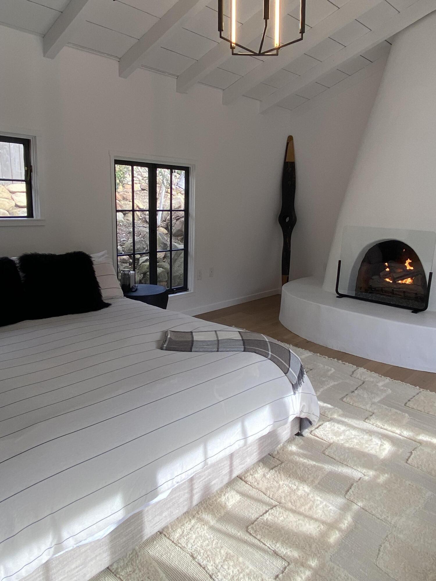 999 Hot Springs Lane