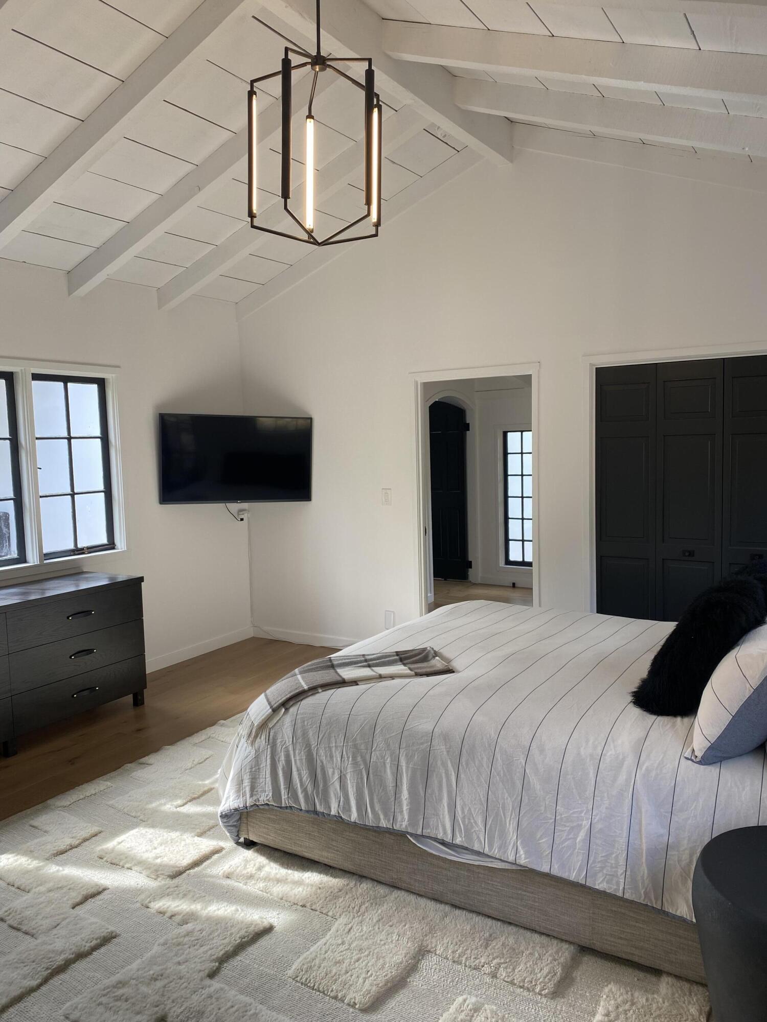 999 Hot Springs Lane