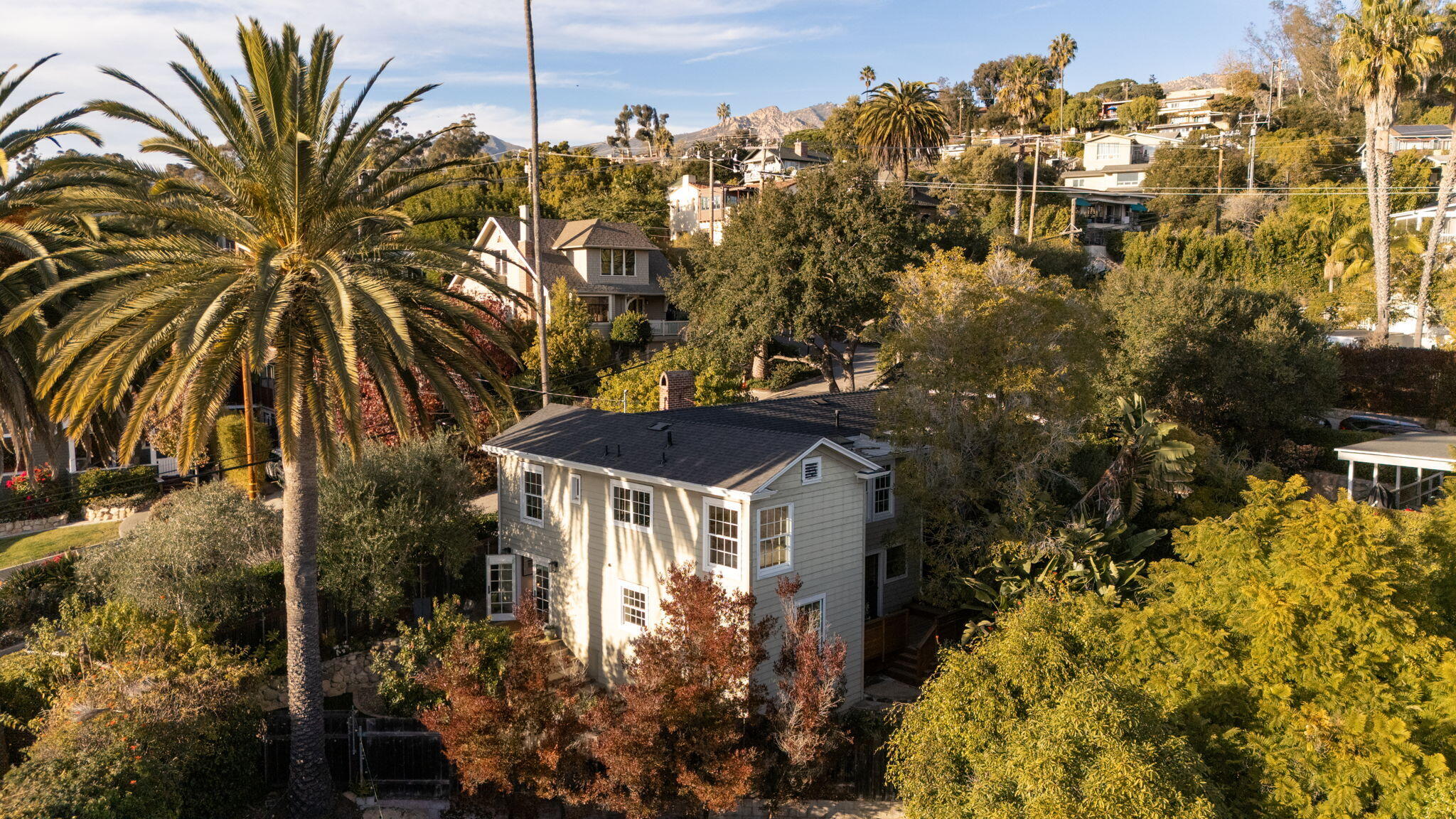 518 E Pedregosa Street